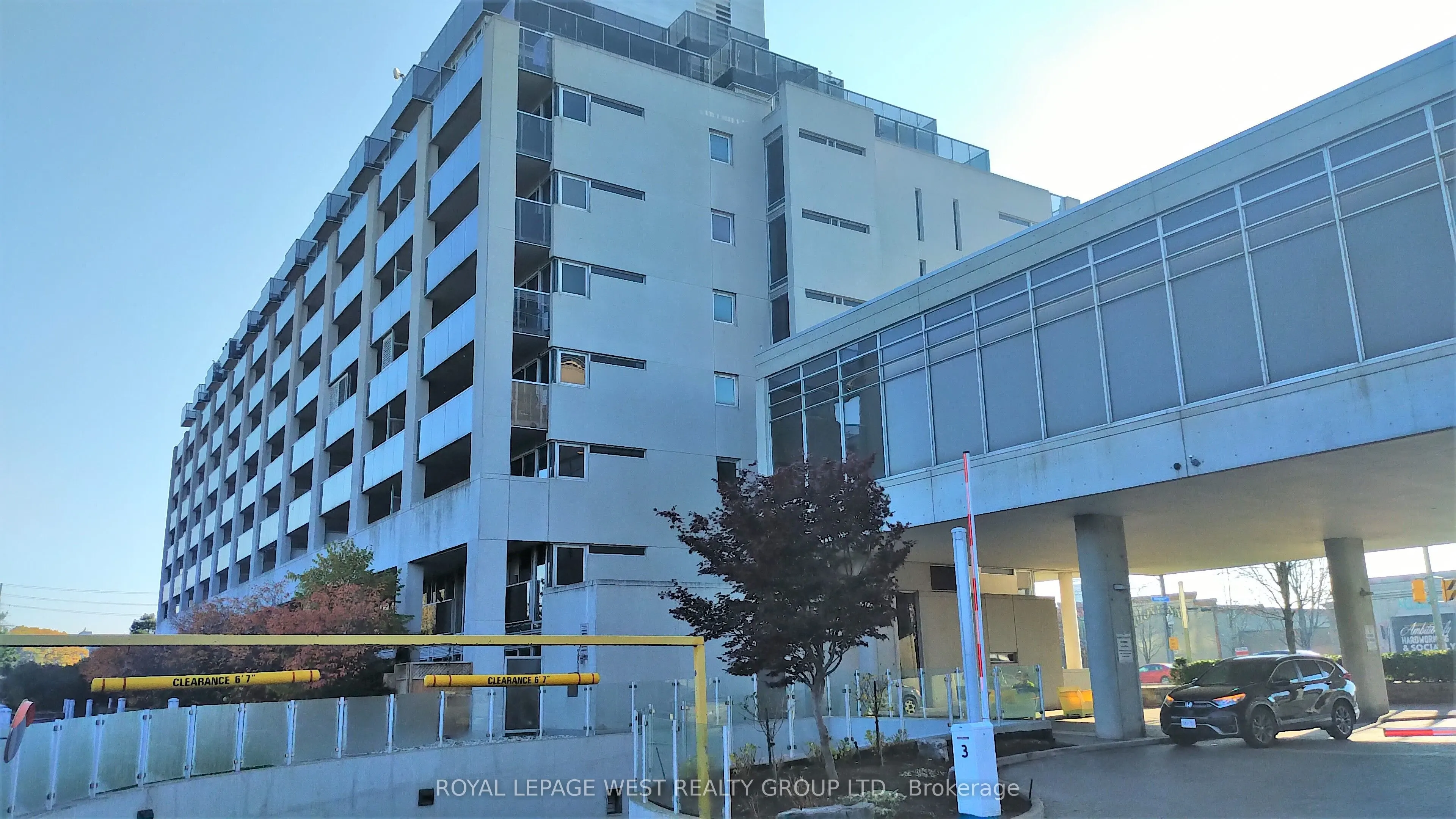 1040 The Queensway, #217