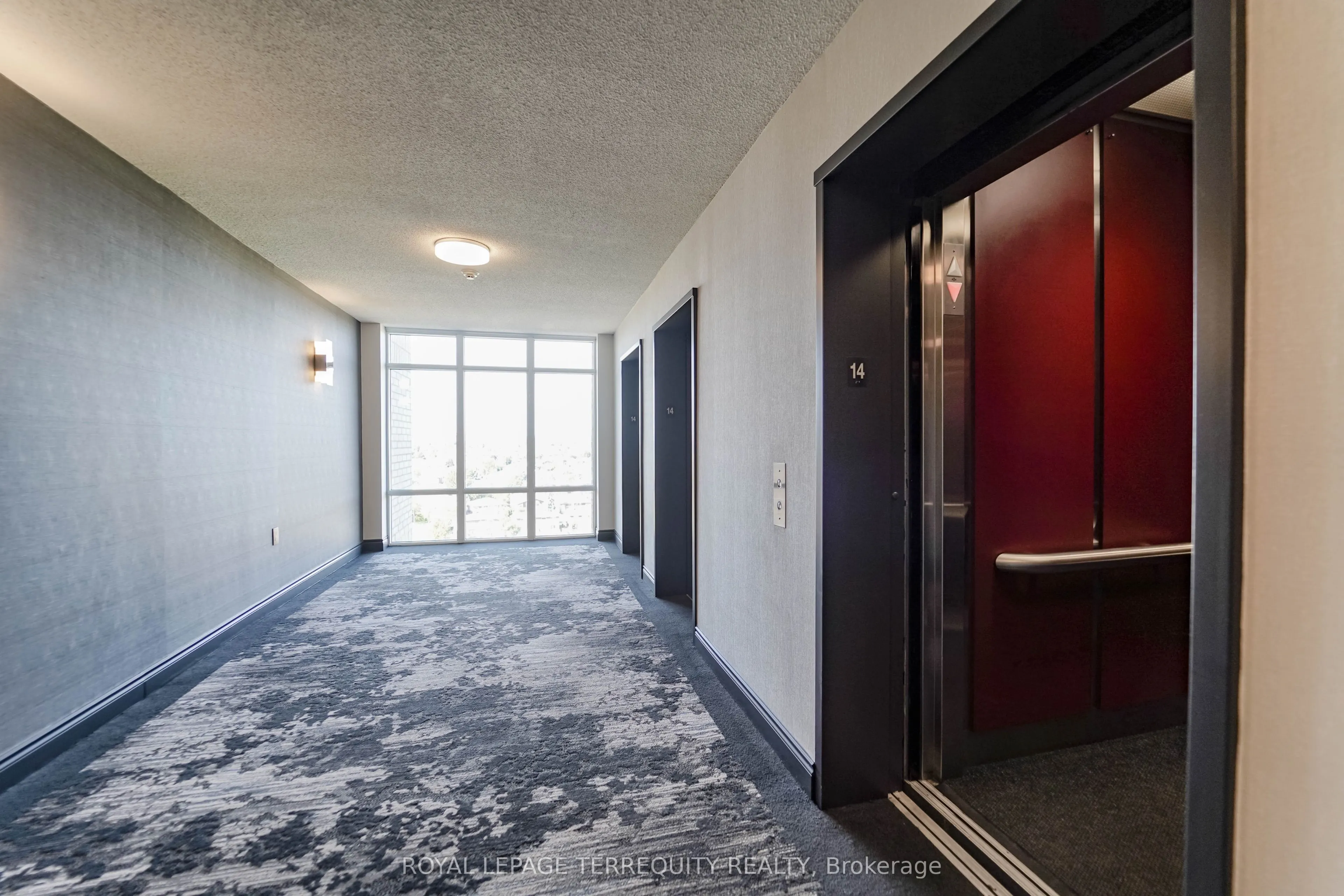 200 Burnhamthorpe Road E, #1402