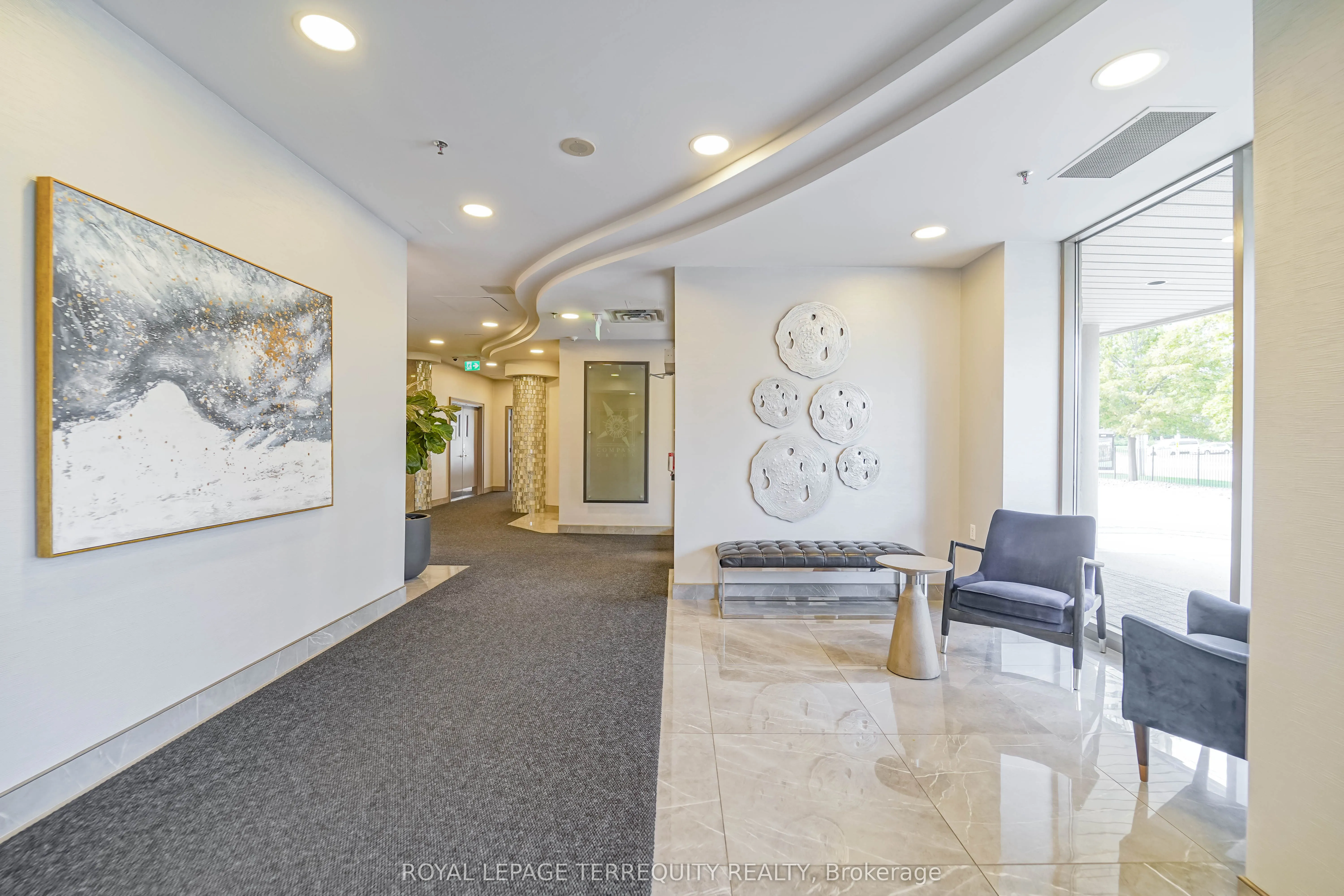 200 Burnhamthorpe Road E, #1402