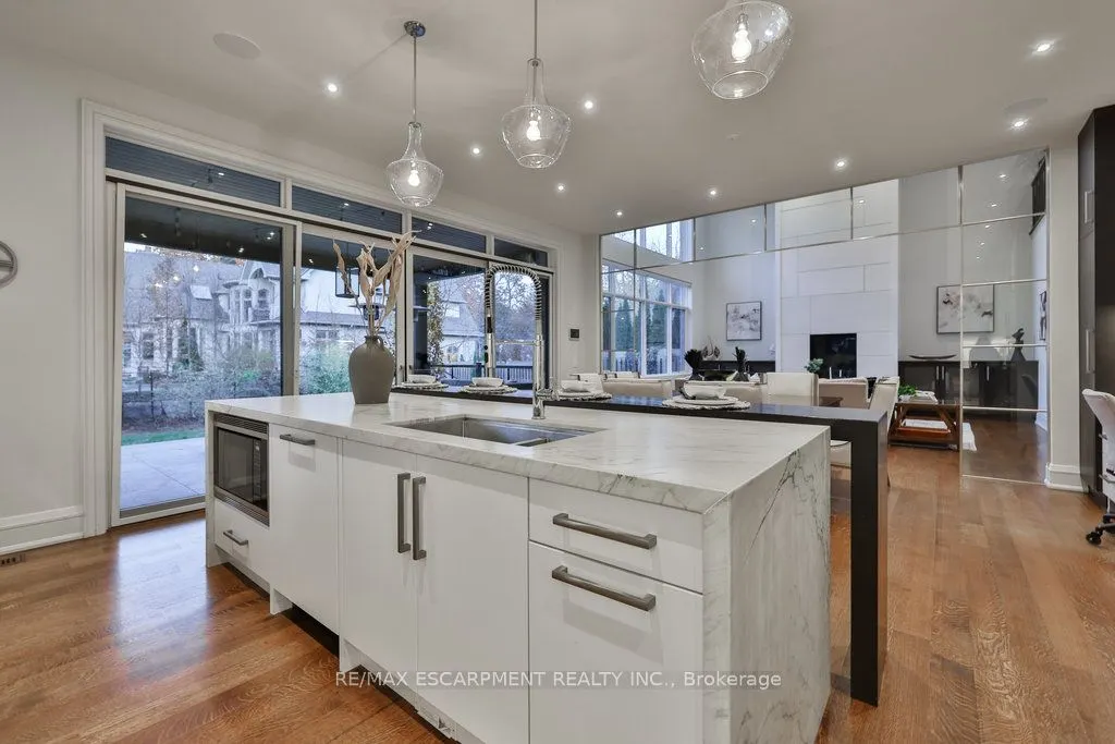 1293 Woodland Avenue