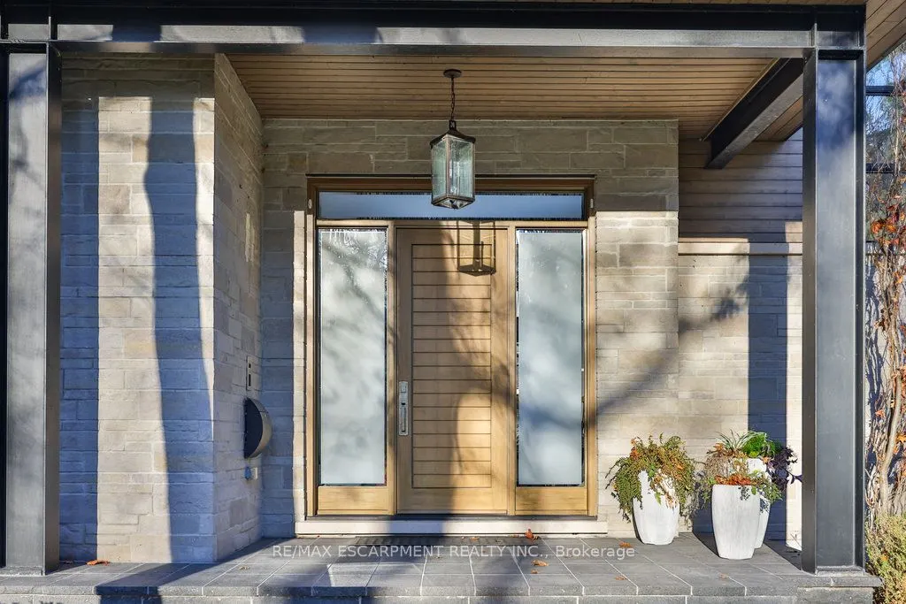 1293 Woodland Avenue