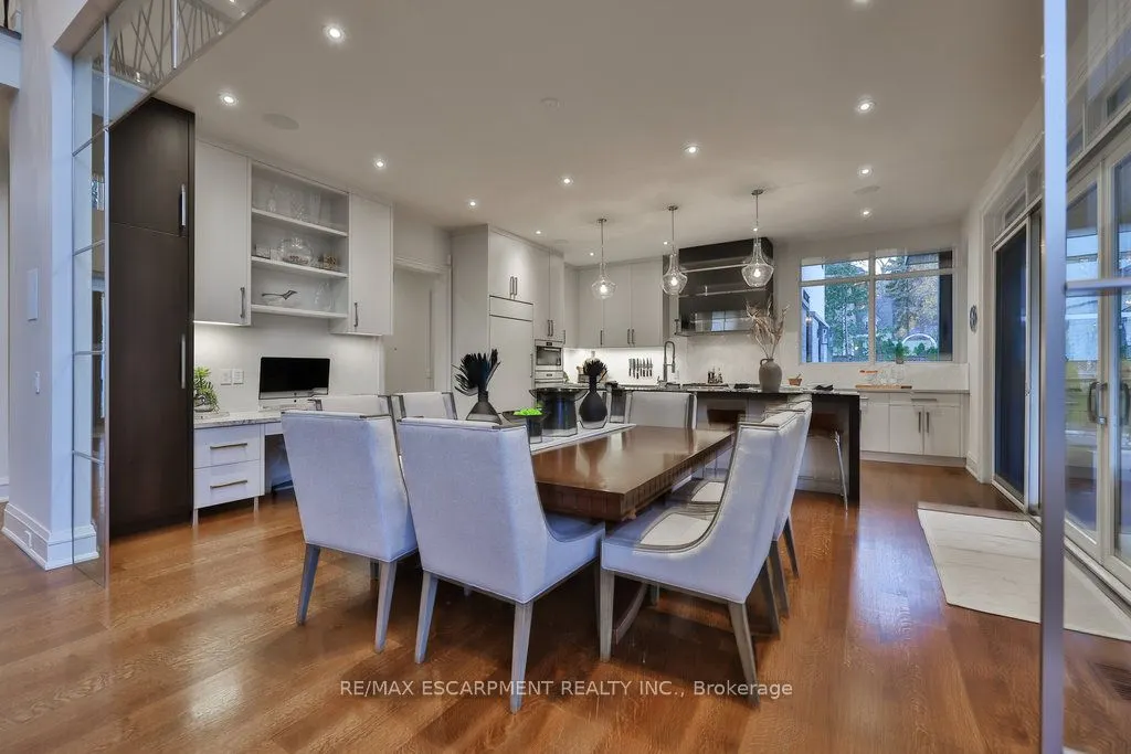 1293 Woodland Avenue