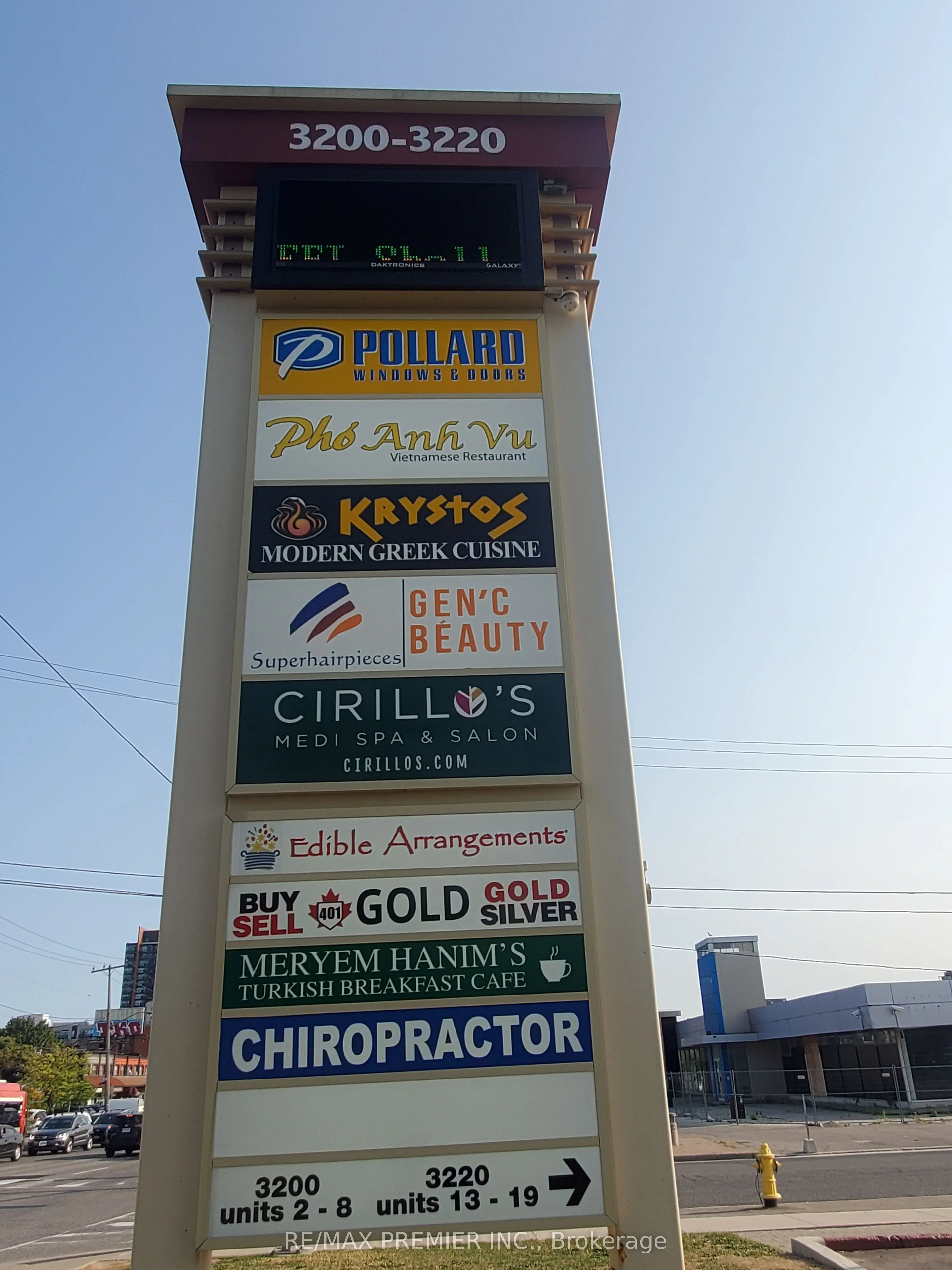 3200 Dufferin Street, #28