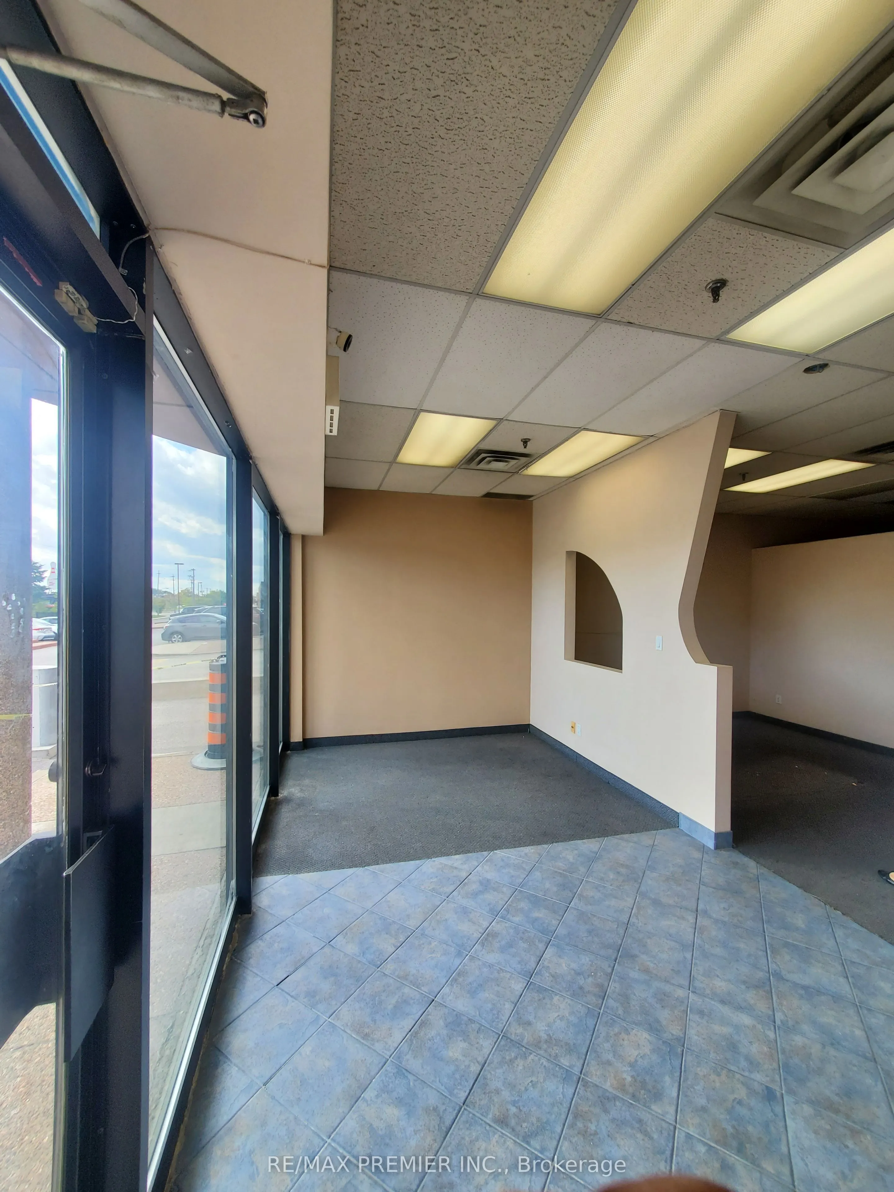 3200 Dufferin Street, #28