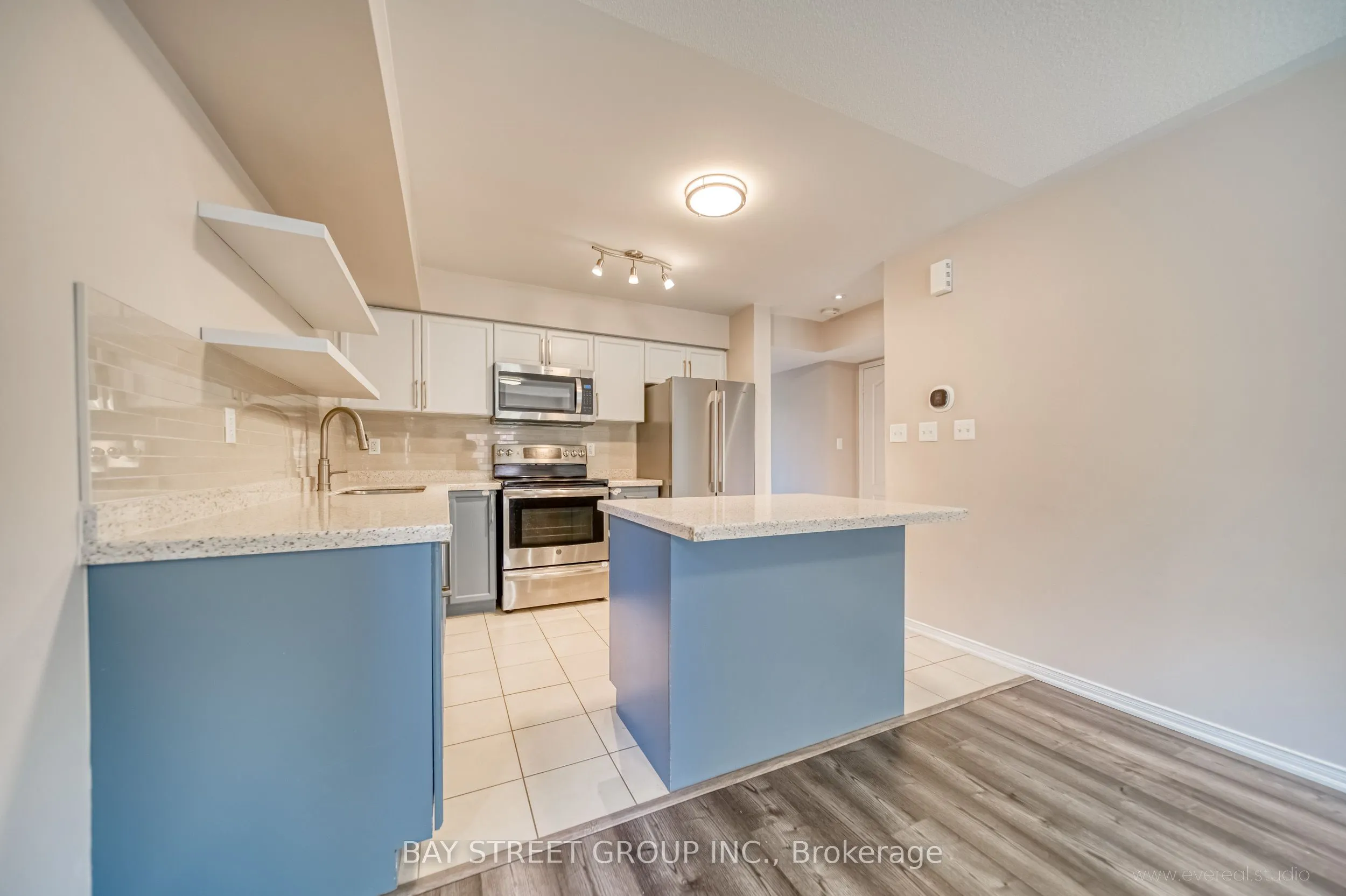2444 Post Road, #16