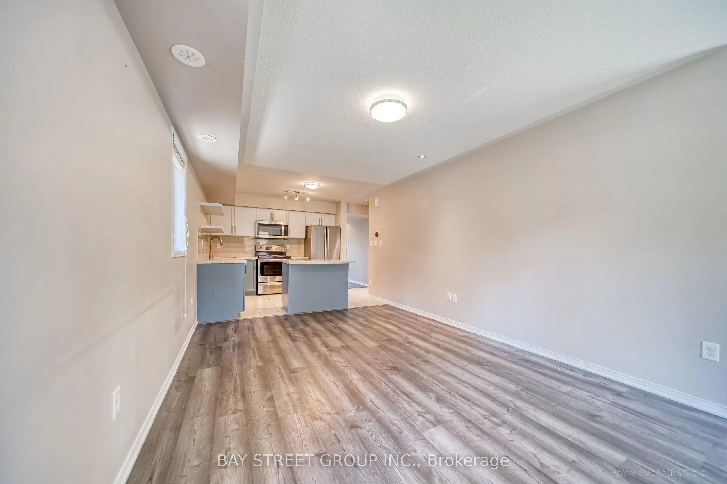 2444 Post Road, #16