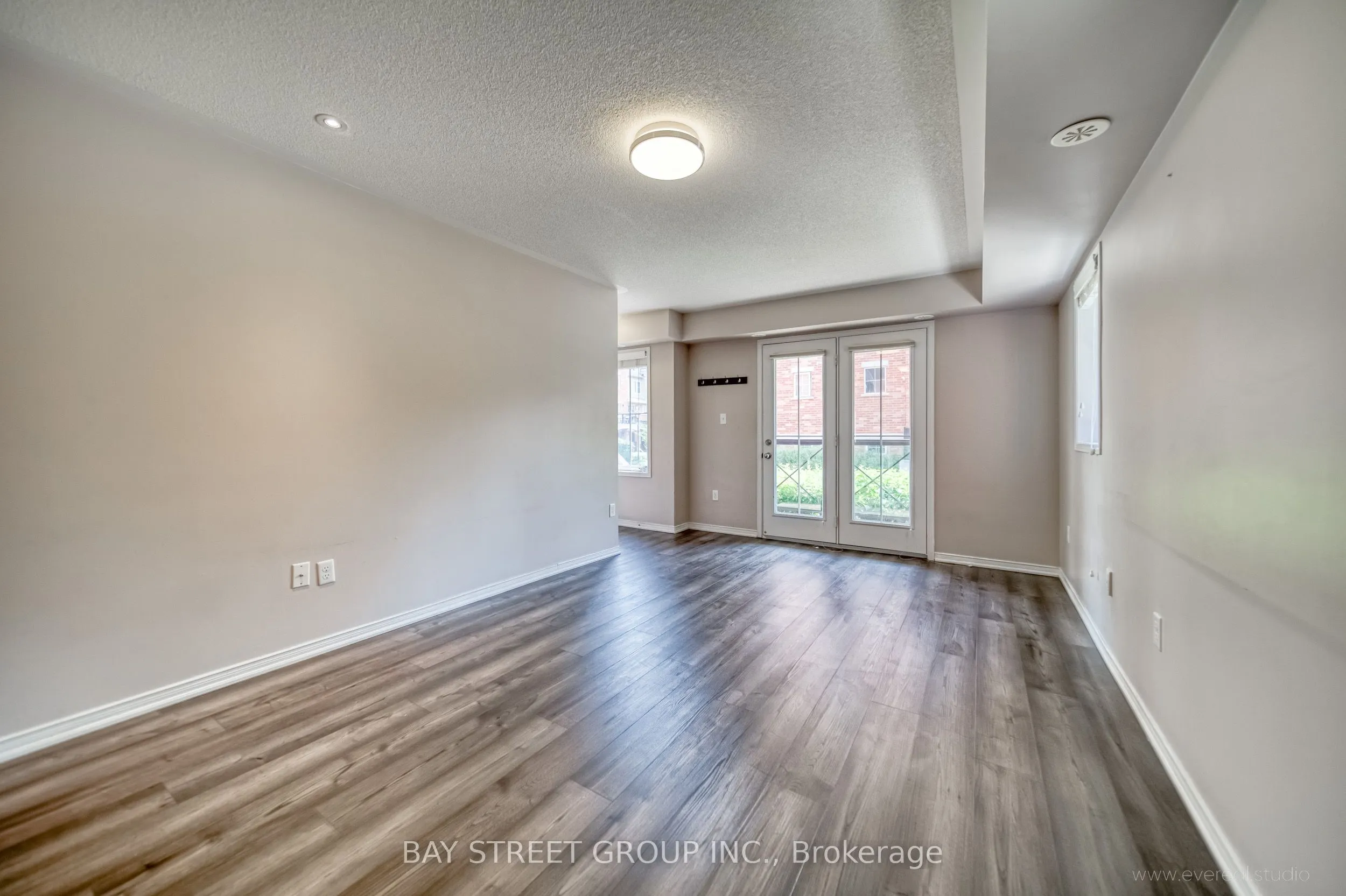 2444 Post Road, #16
