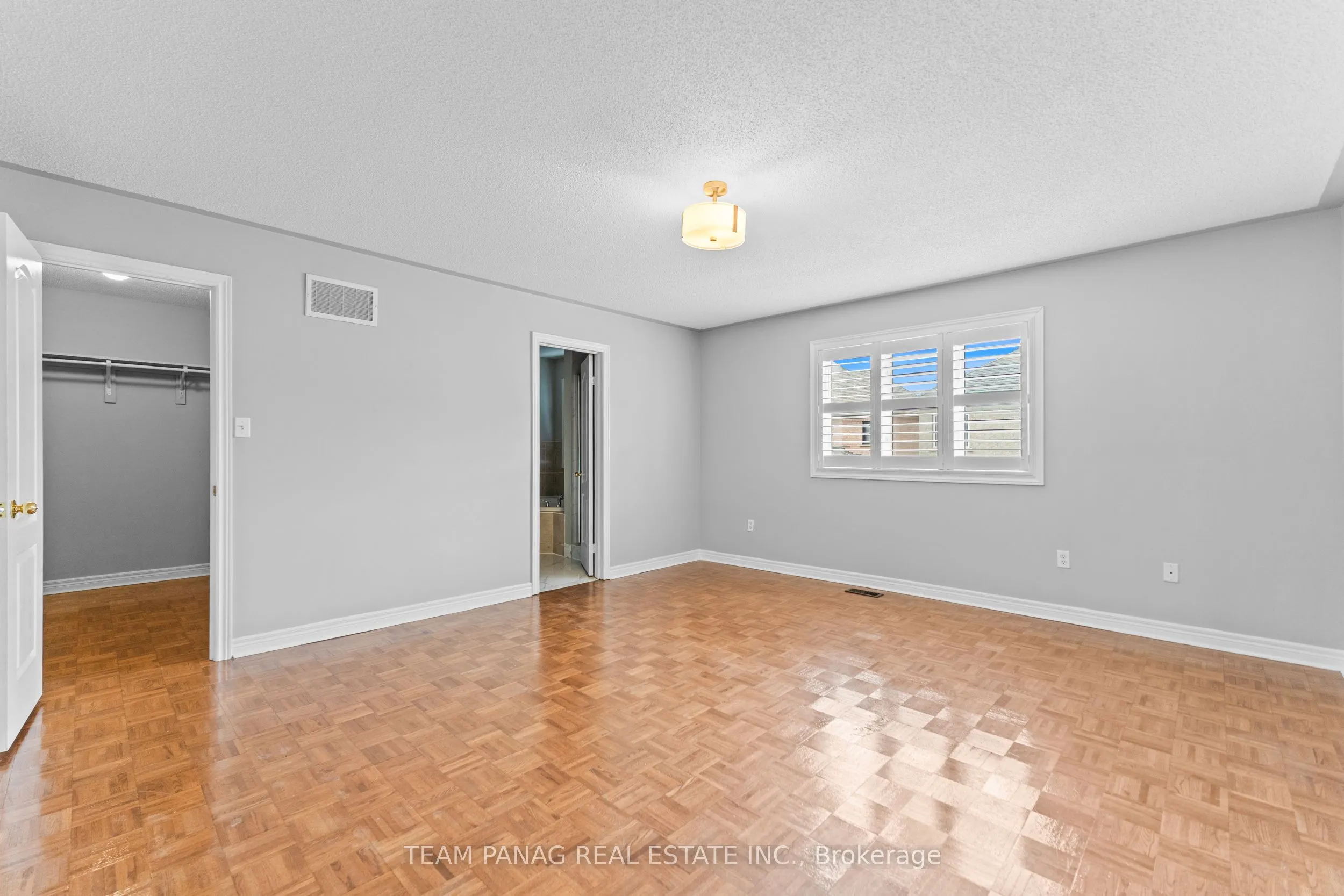 48 Citadel Crescent