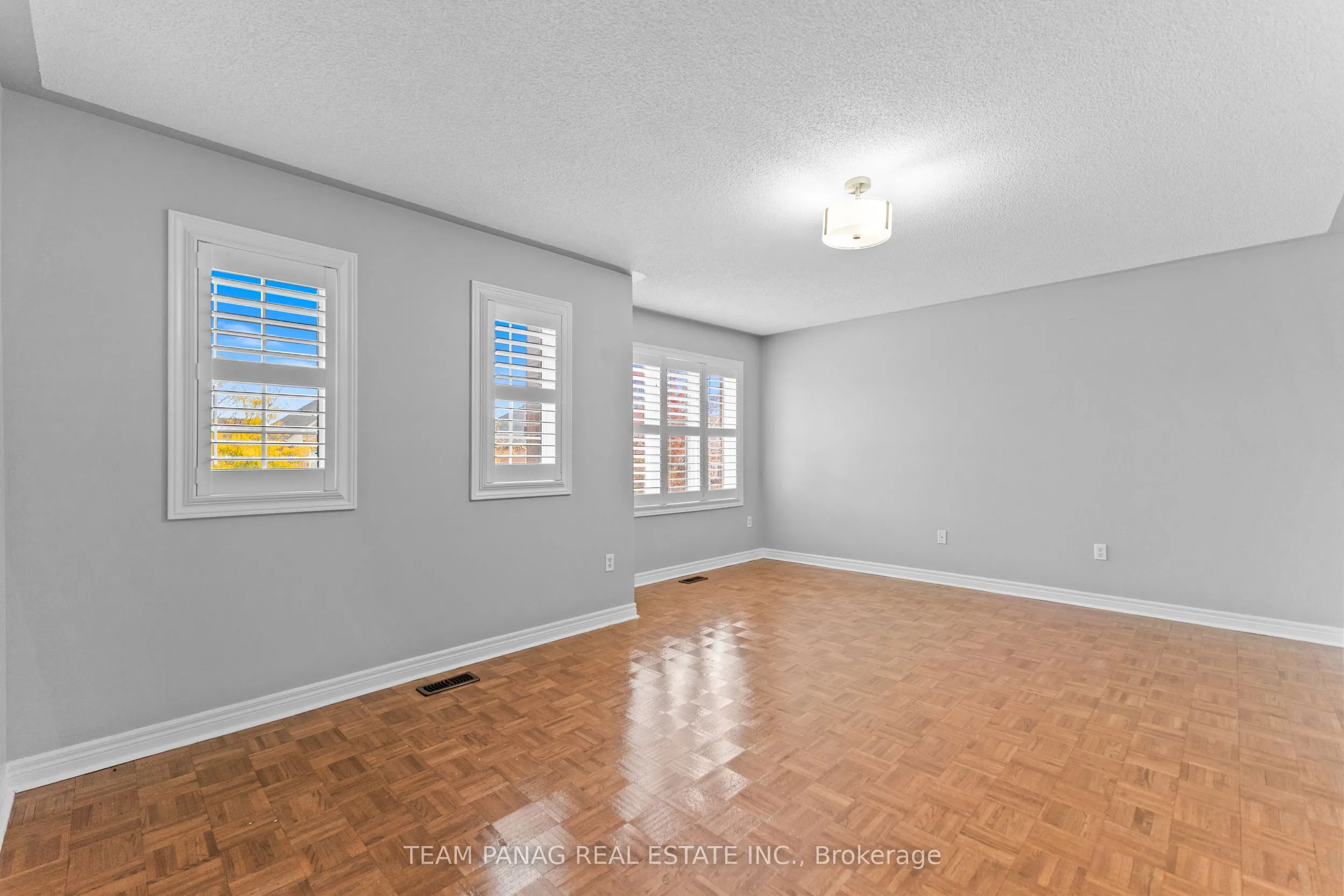 48 Citadel Crescent
