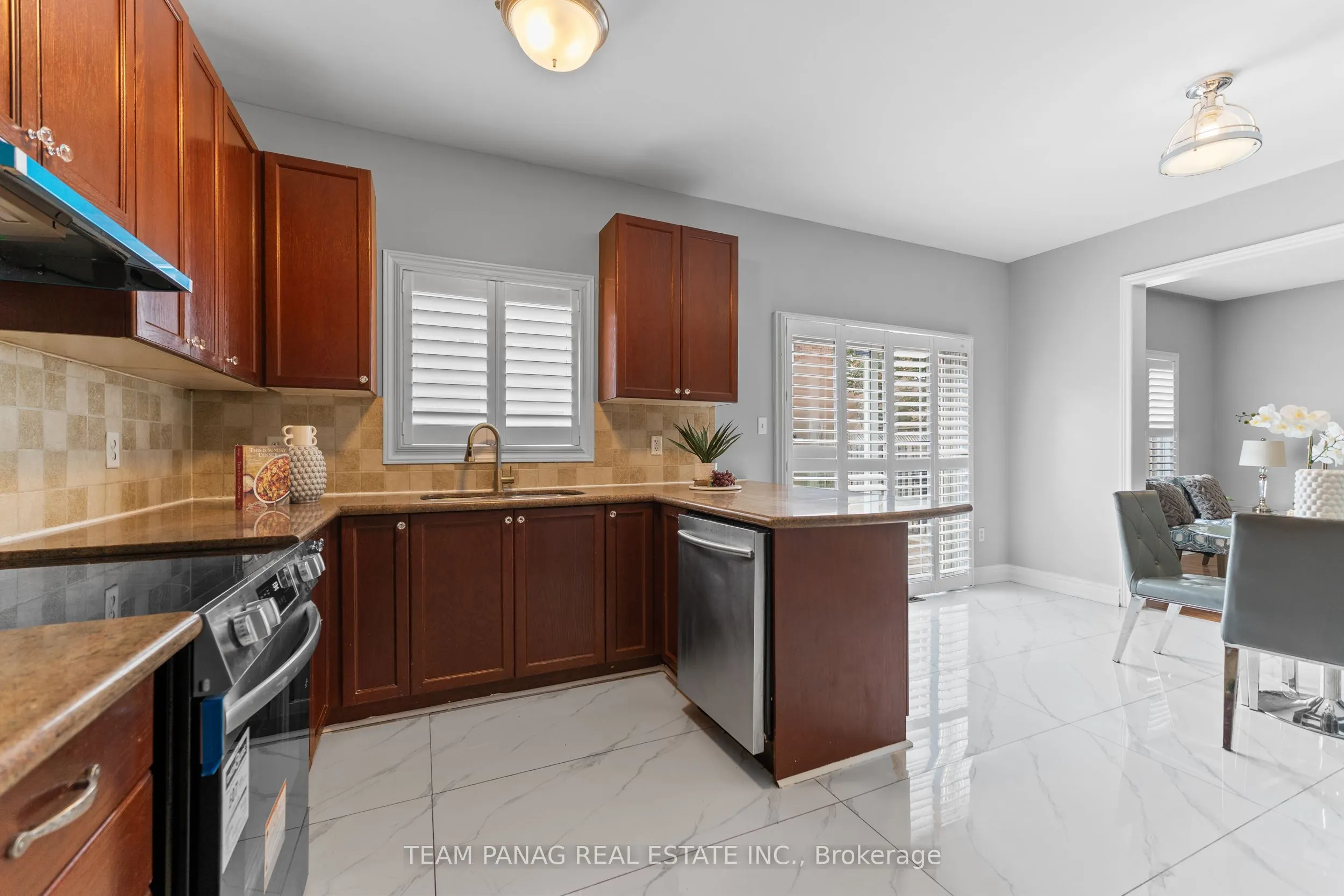 48 Citadel Crescent