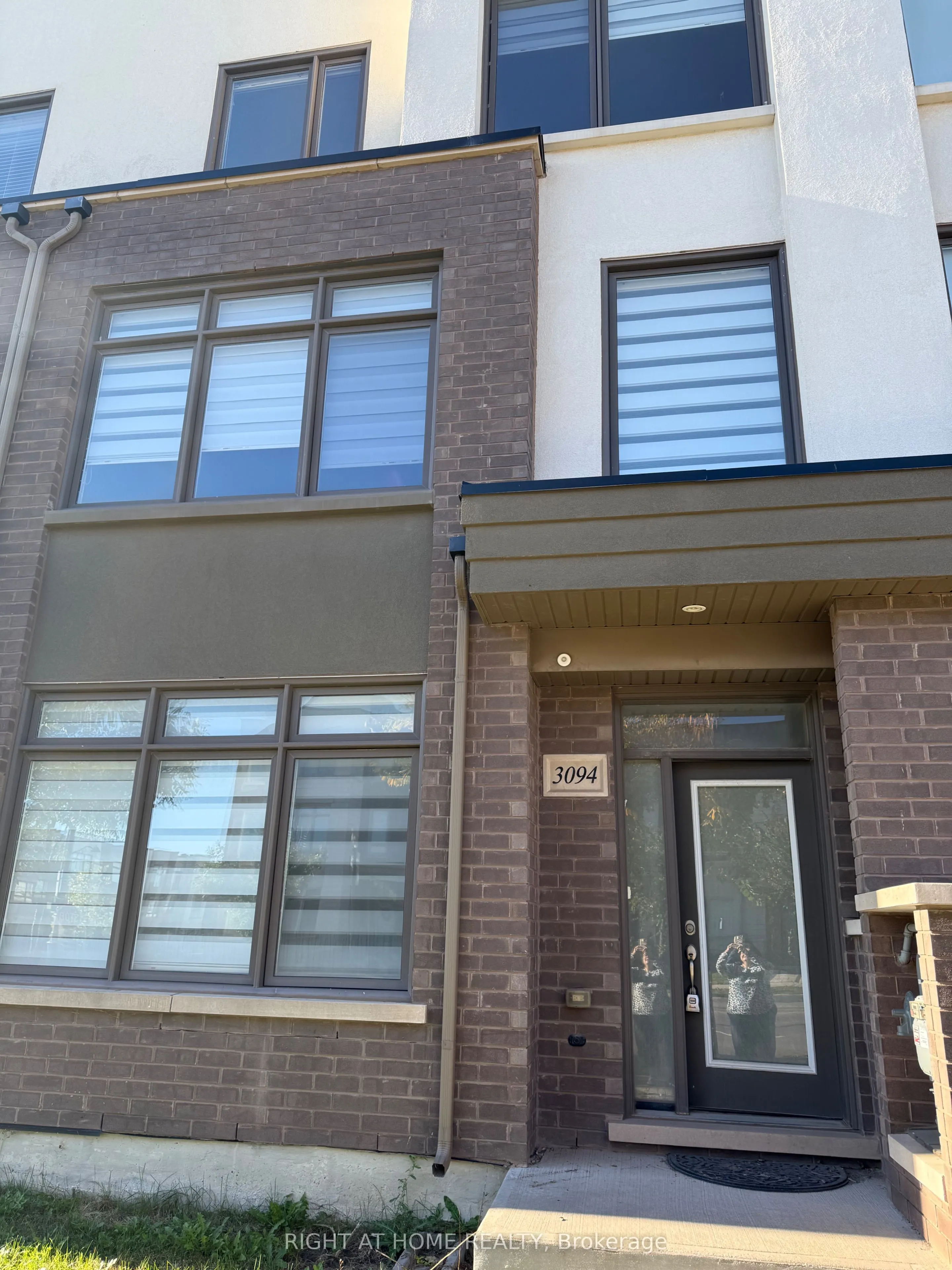 3094 Ernest Applebe Boulevard