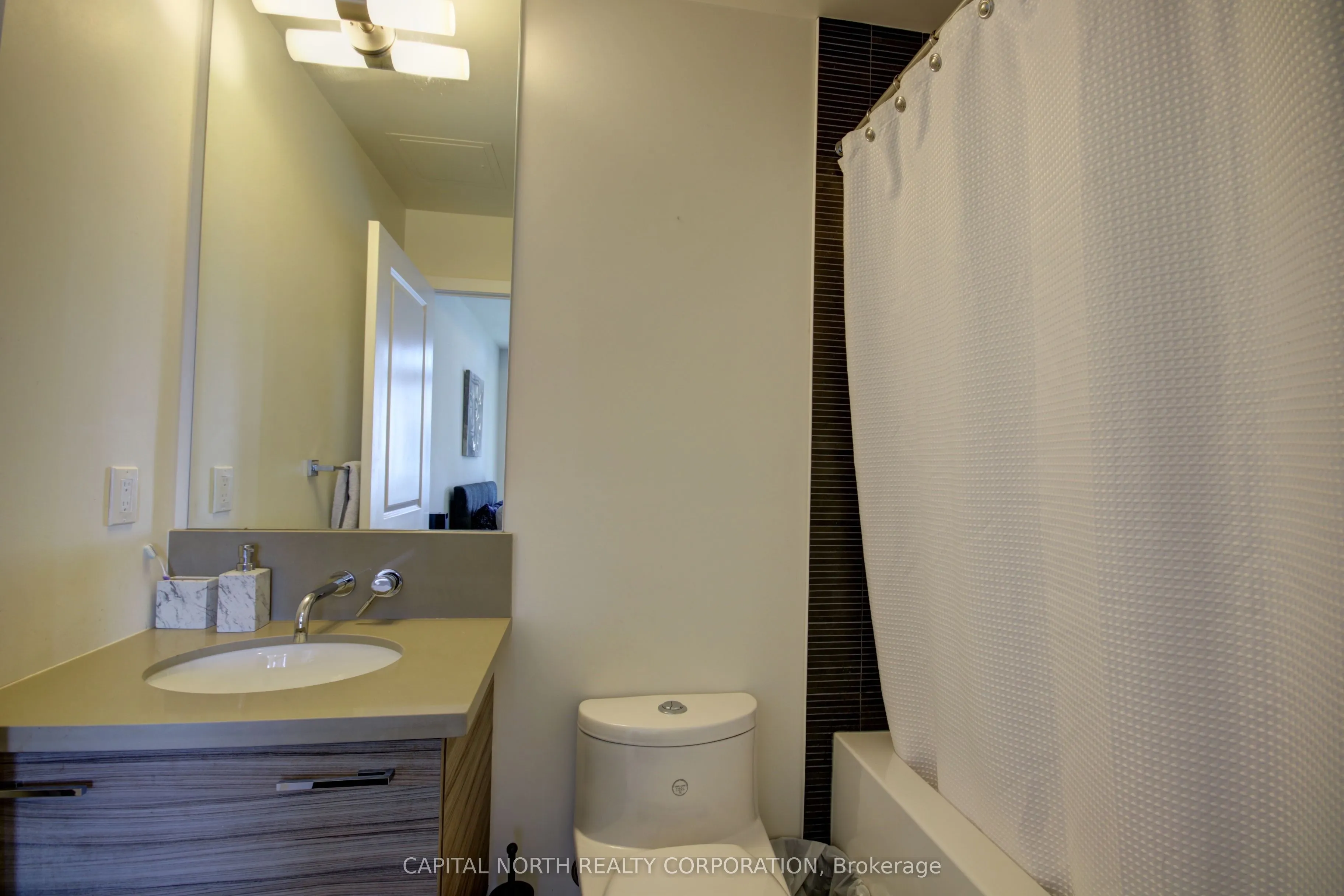 33 Shore Breeze Drive, #711