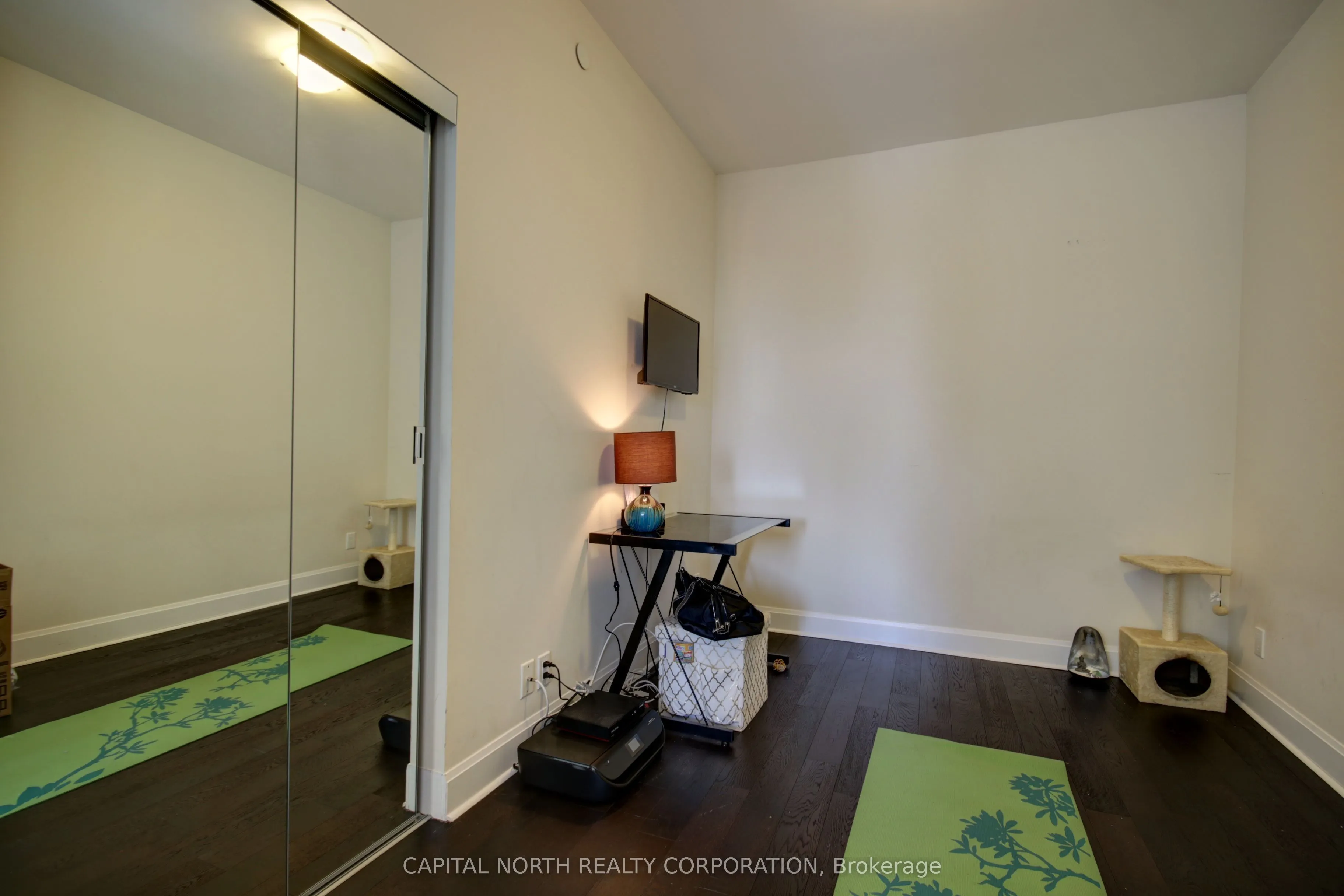 33 Shore Breeze Drive, #711