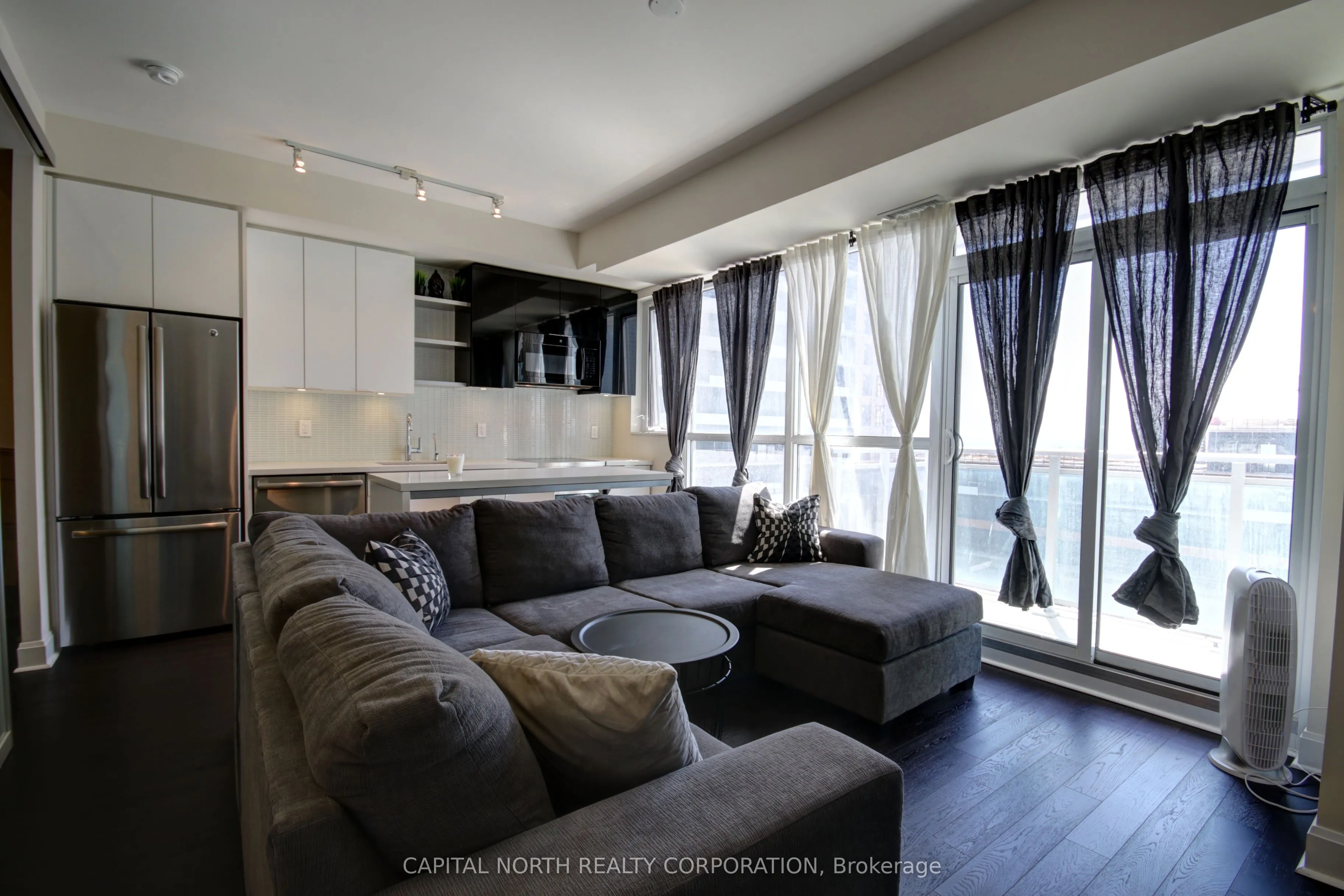 33 Shore Breeze Drive, #711
