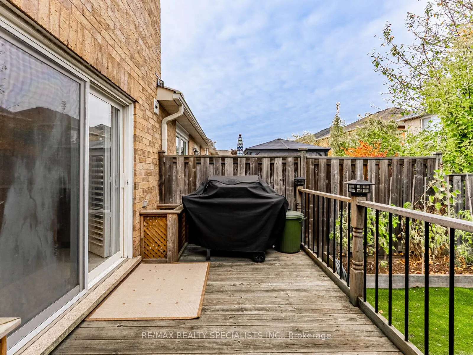 2418 Baintree Crescent