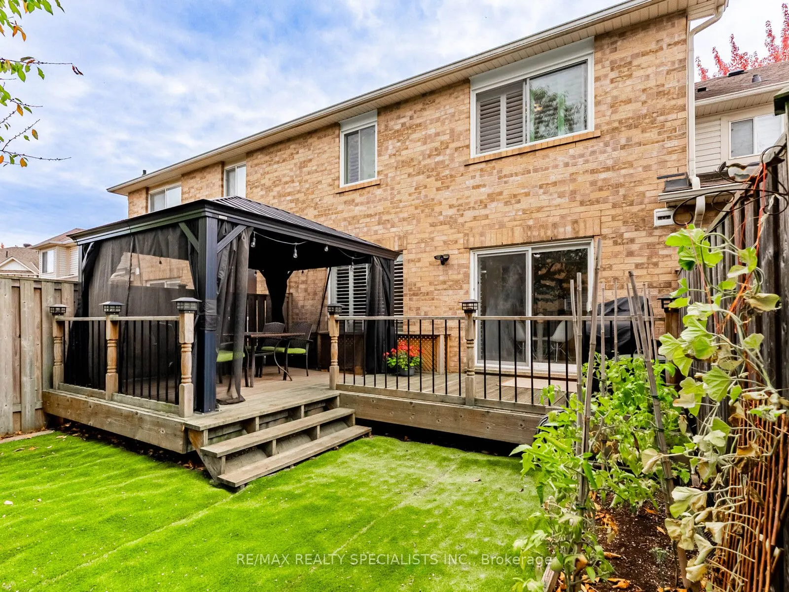 2418 Baintree Crescent