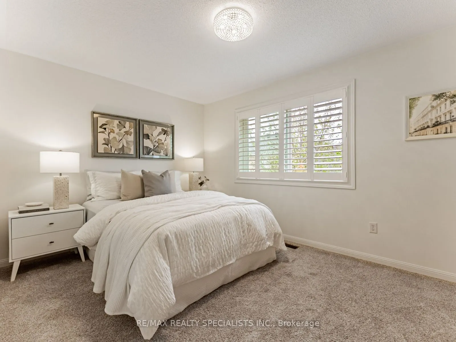 2418 Baintree Crescent