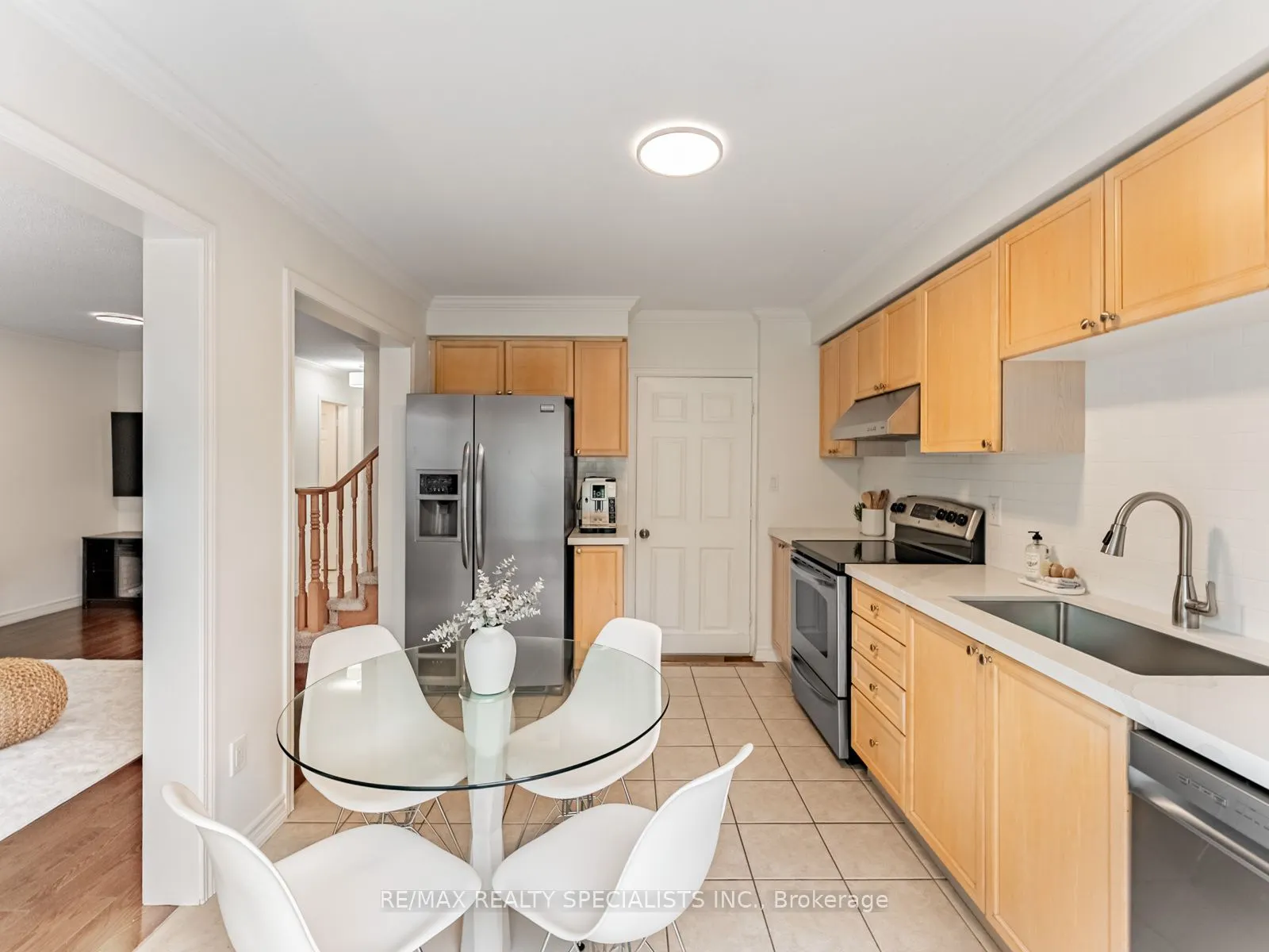 2418 Baintree Crescent