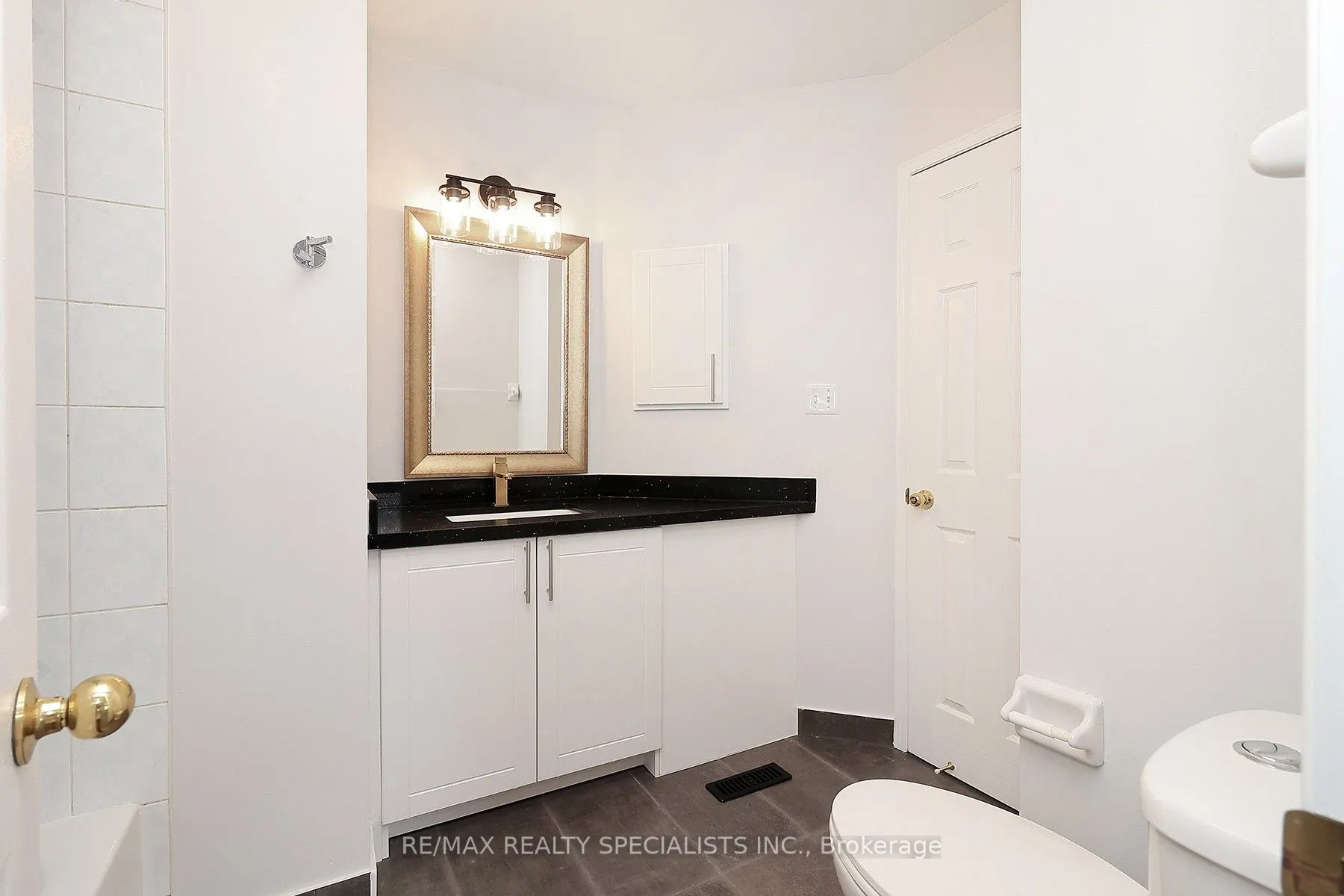 35 MALTA Avenue, #5