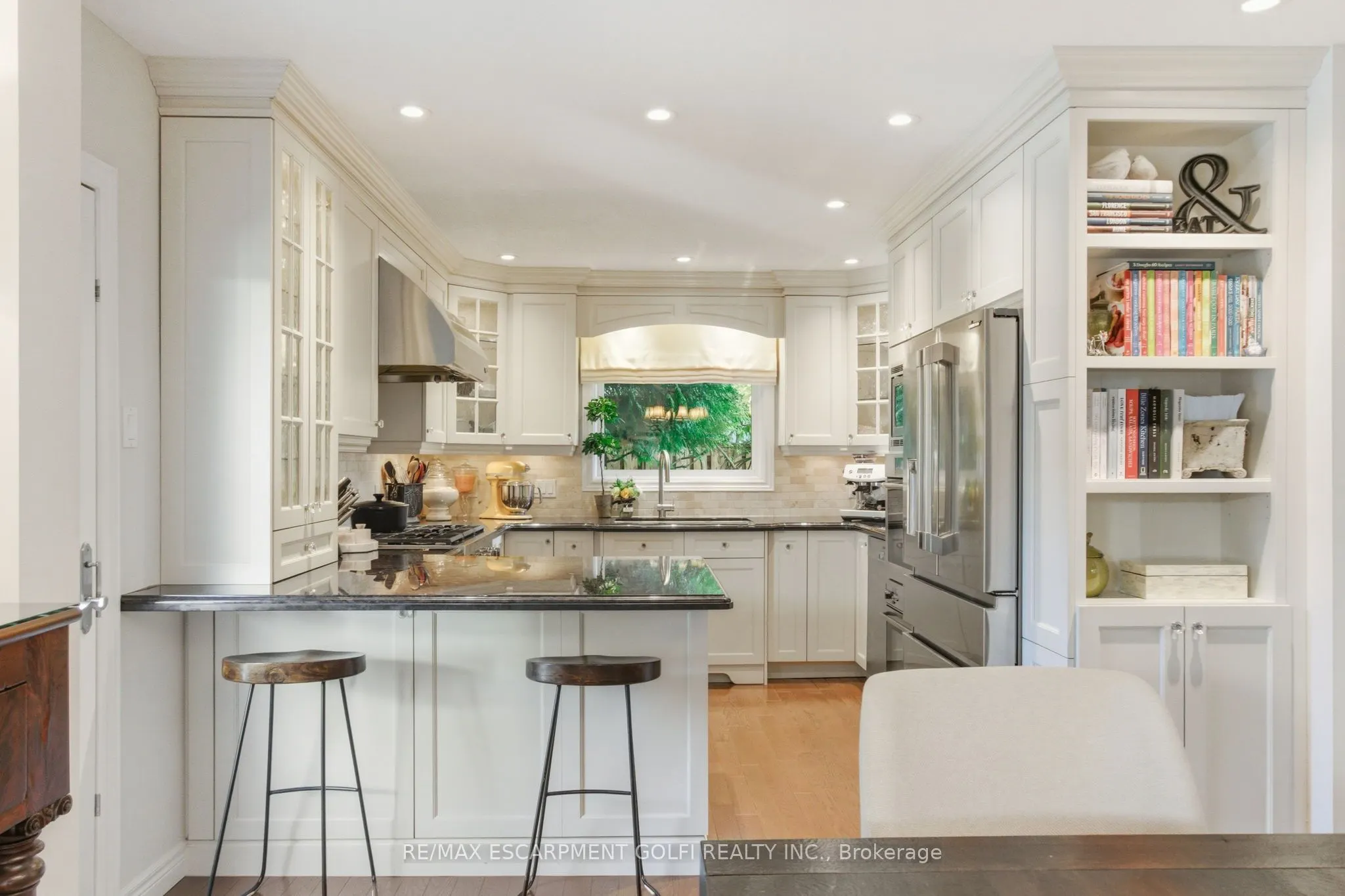 2387 Cavendish Drive