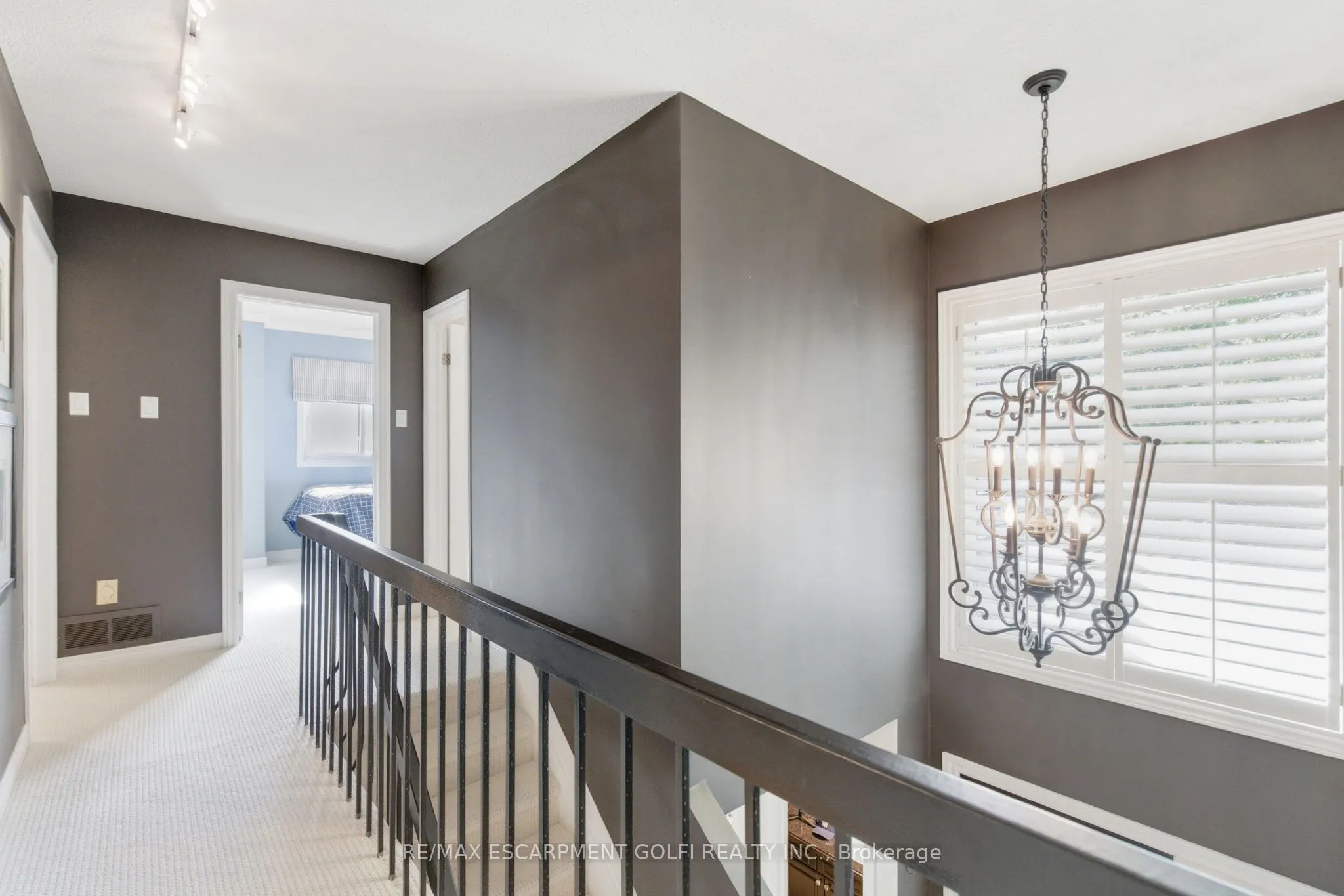 2387 Cavendish Drive