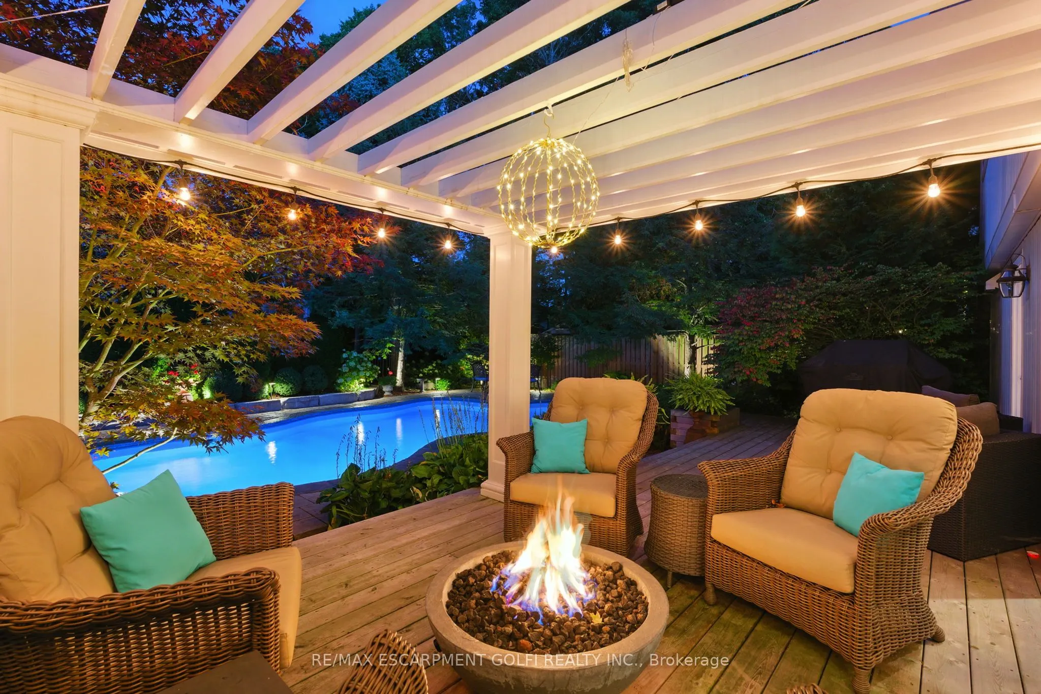 2387 Cavendish Drive