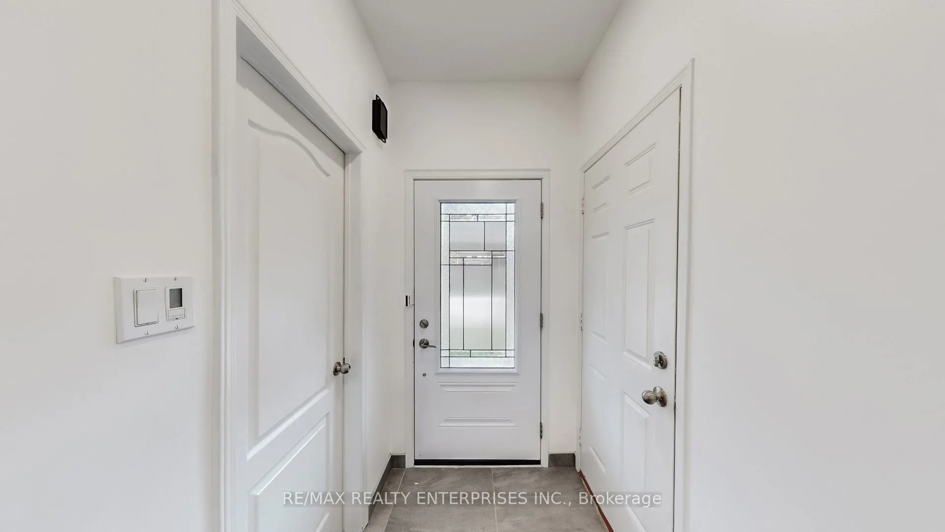 5223 Fairford Crescent, #27