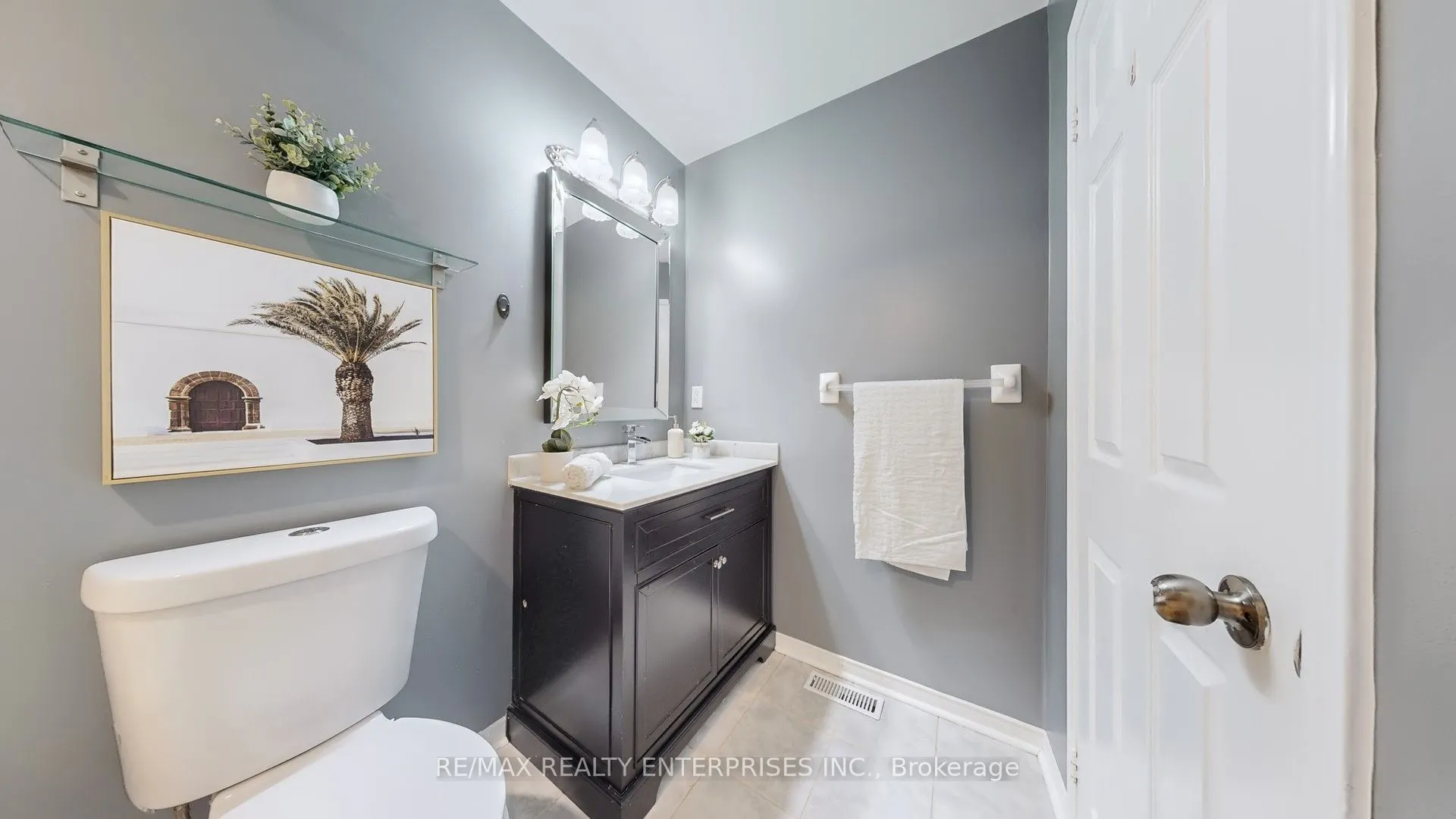5223 Fairford Crescent, #27