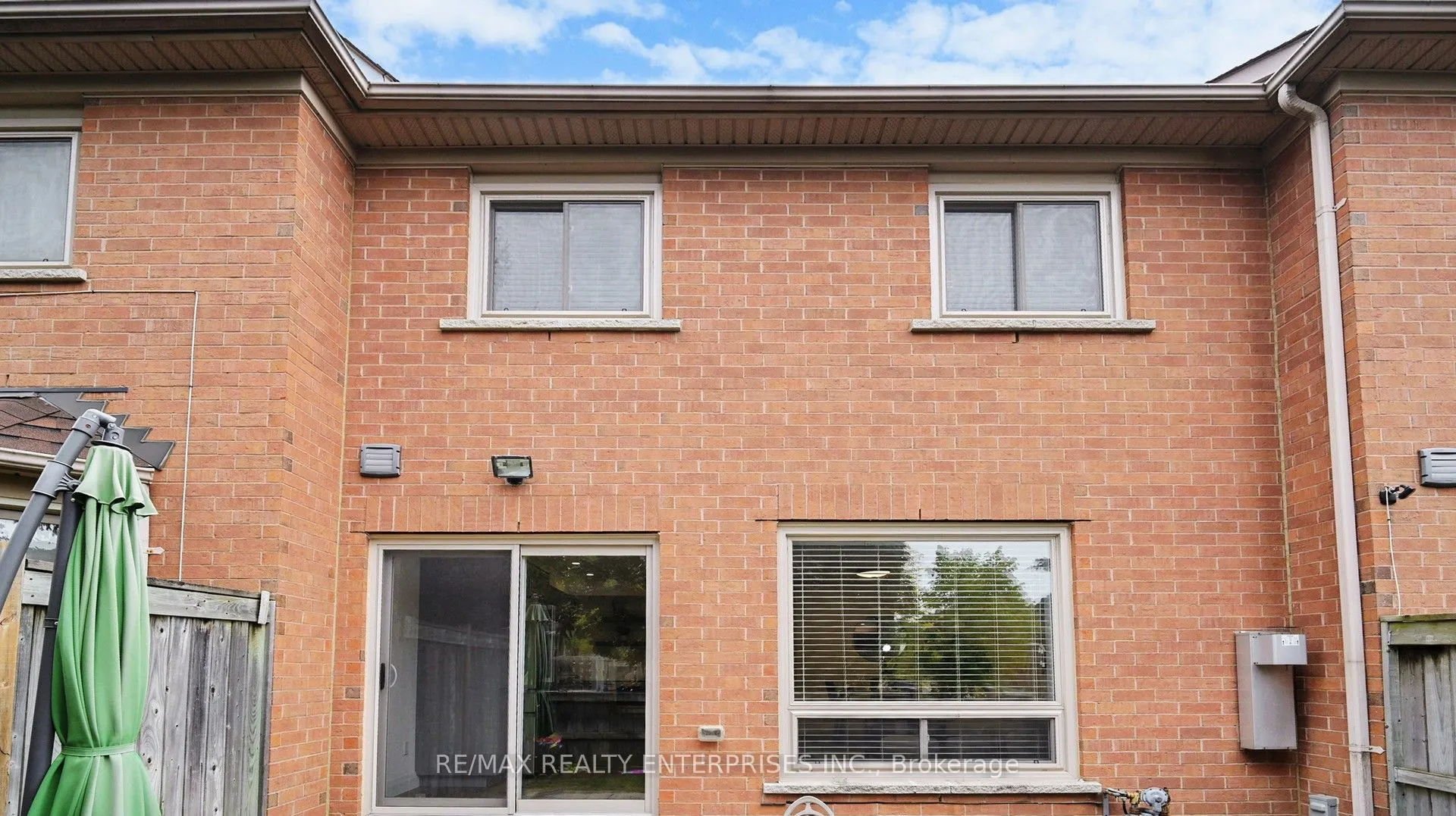 5223 Fairford Crescent, #27