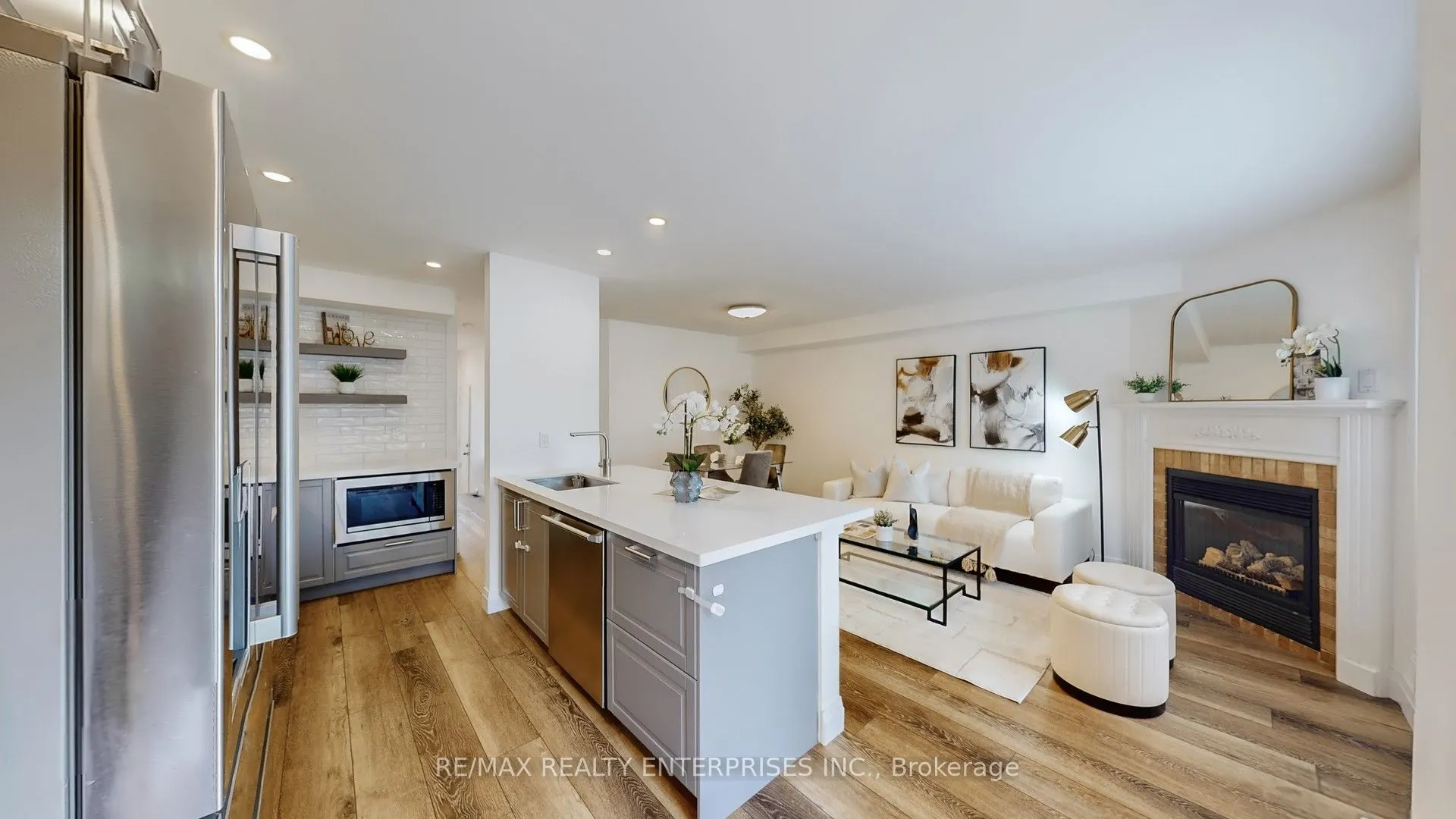 5223 Fairford Crescent, #27