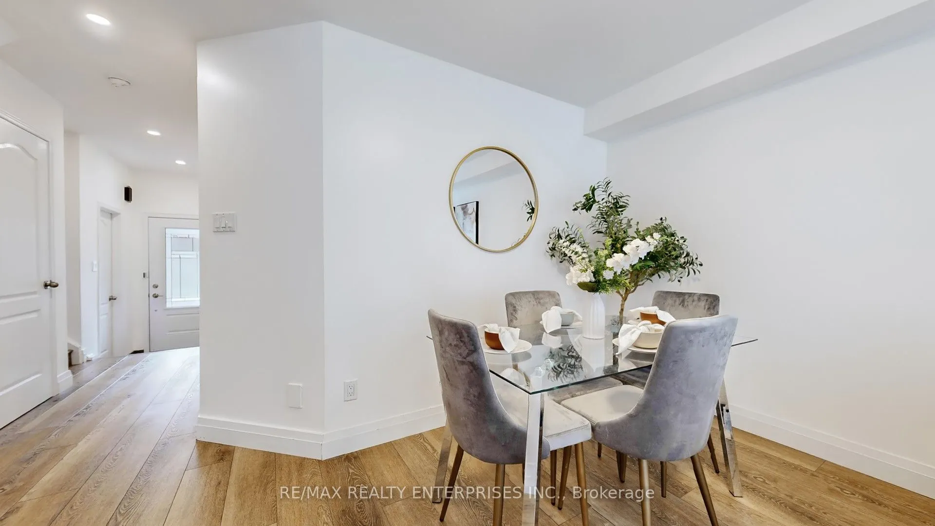 5223 Fairford Crescent, #27