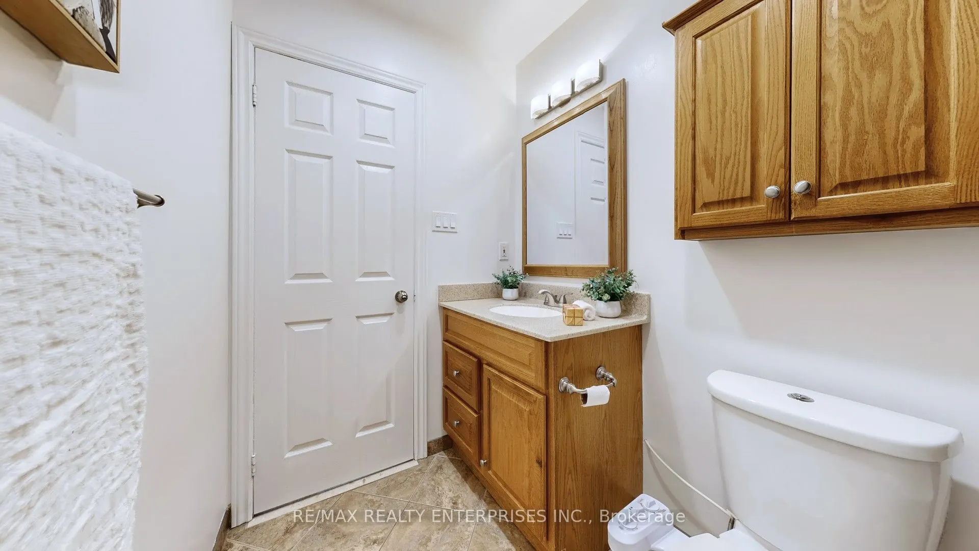 5223 Fairford Crescent, #27