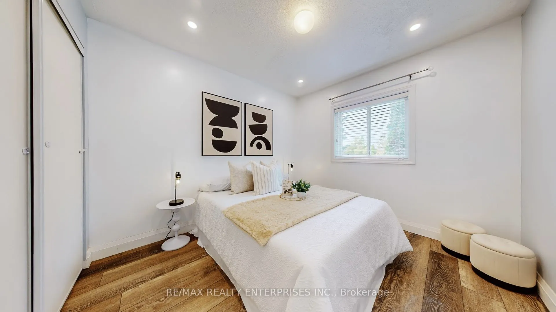 5223 Fairford Crescent, #27