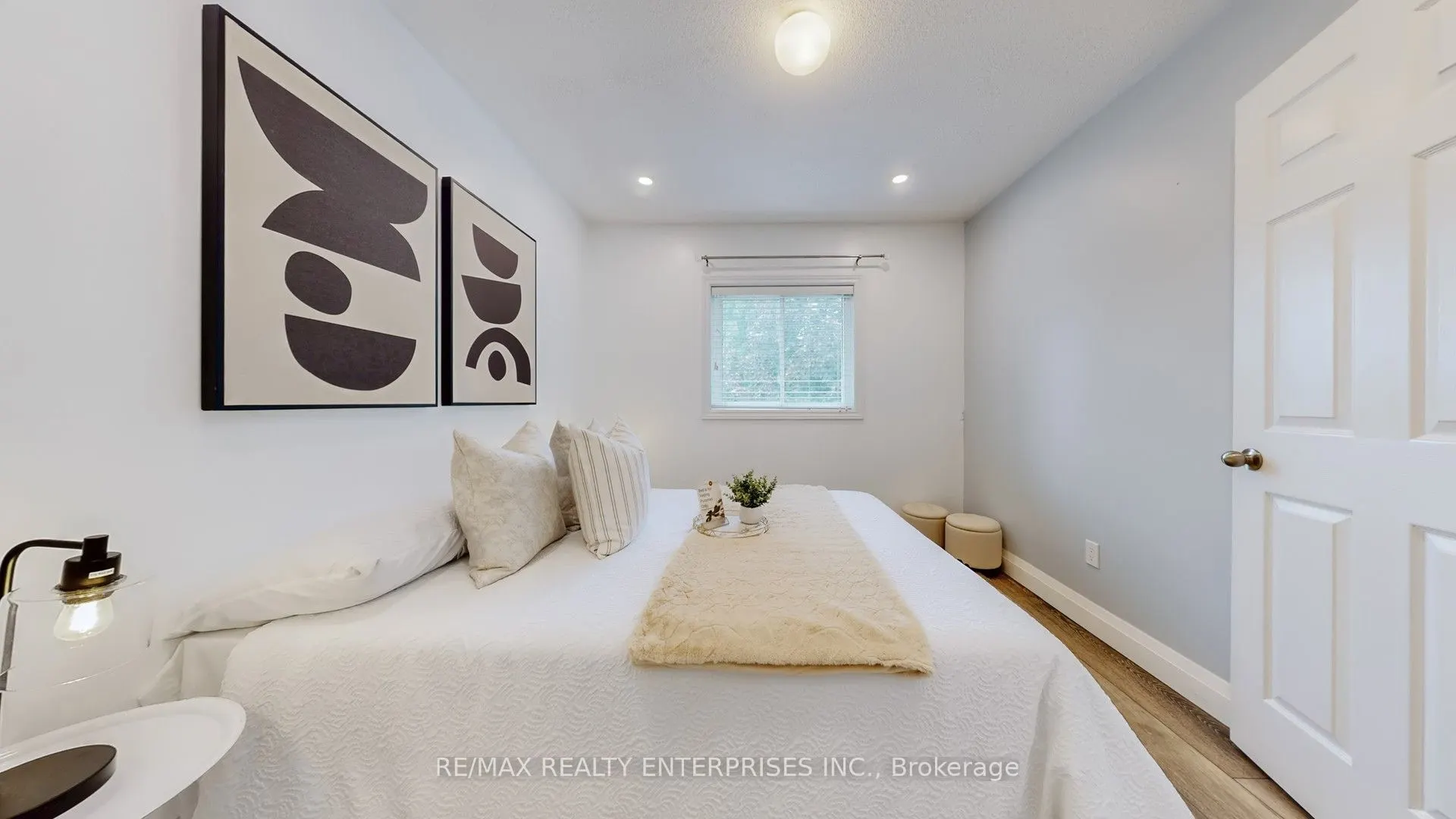 5223 Fairford Crescent, #27