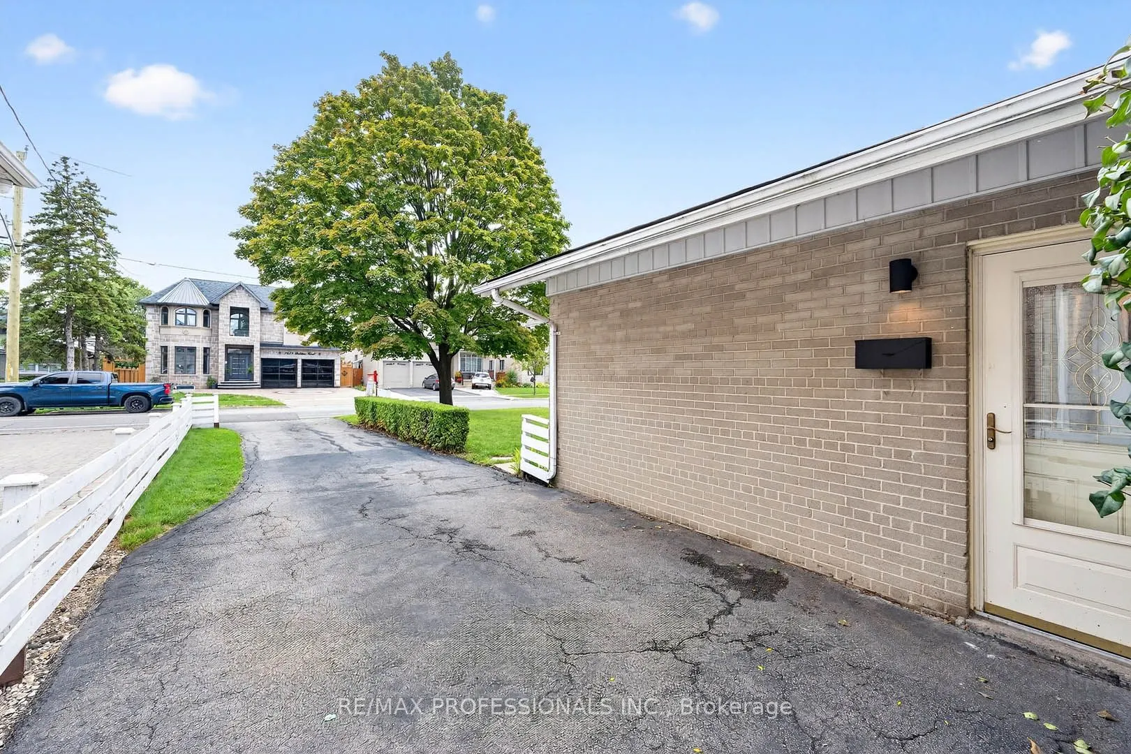7638 Redstone Road