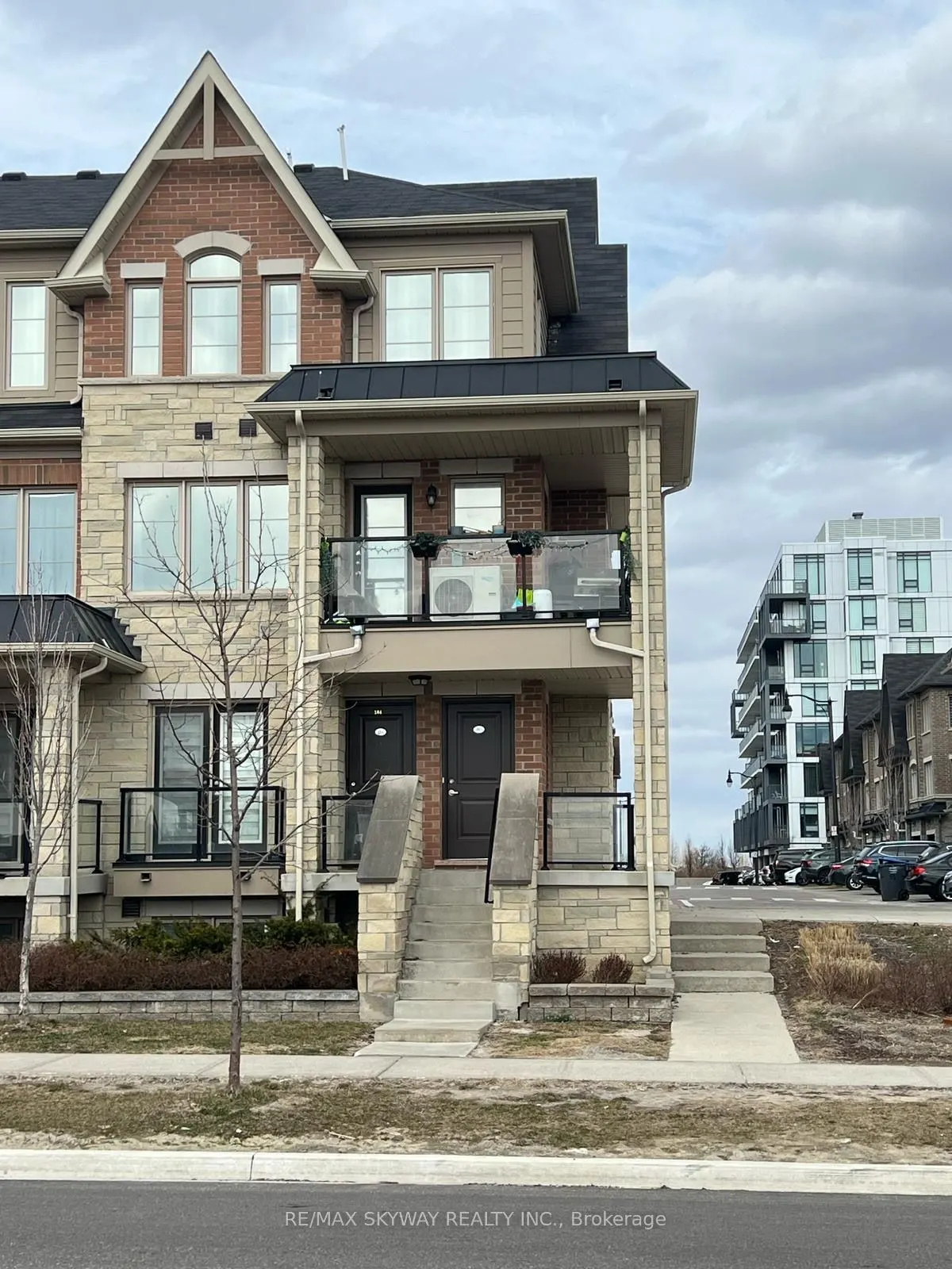200 Veterans Drive, #103