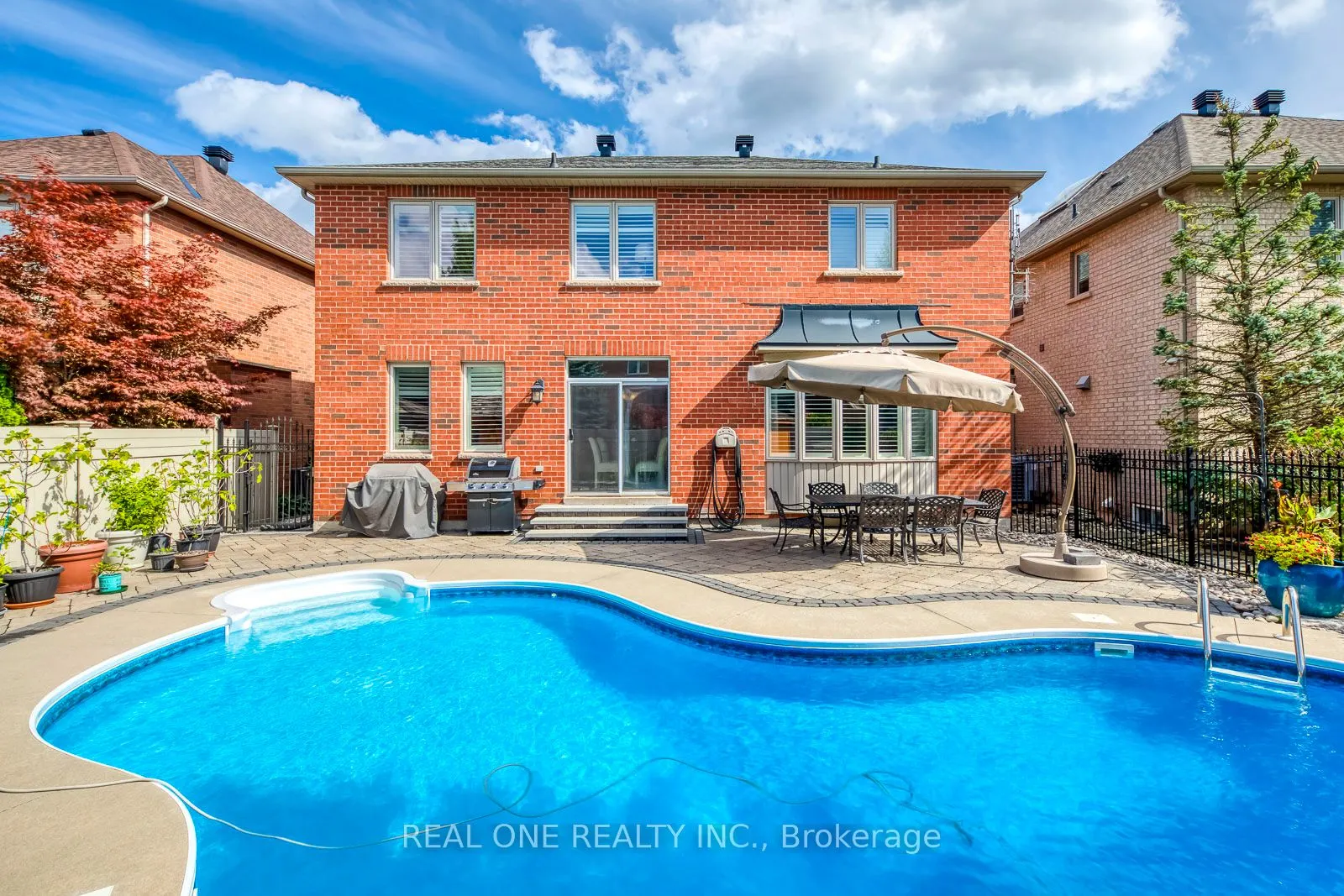1507 Arrowhead Road