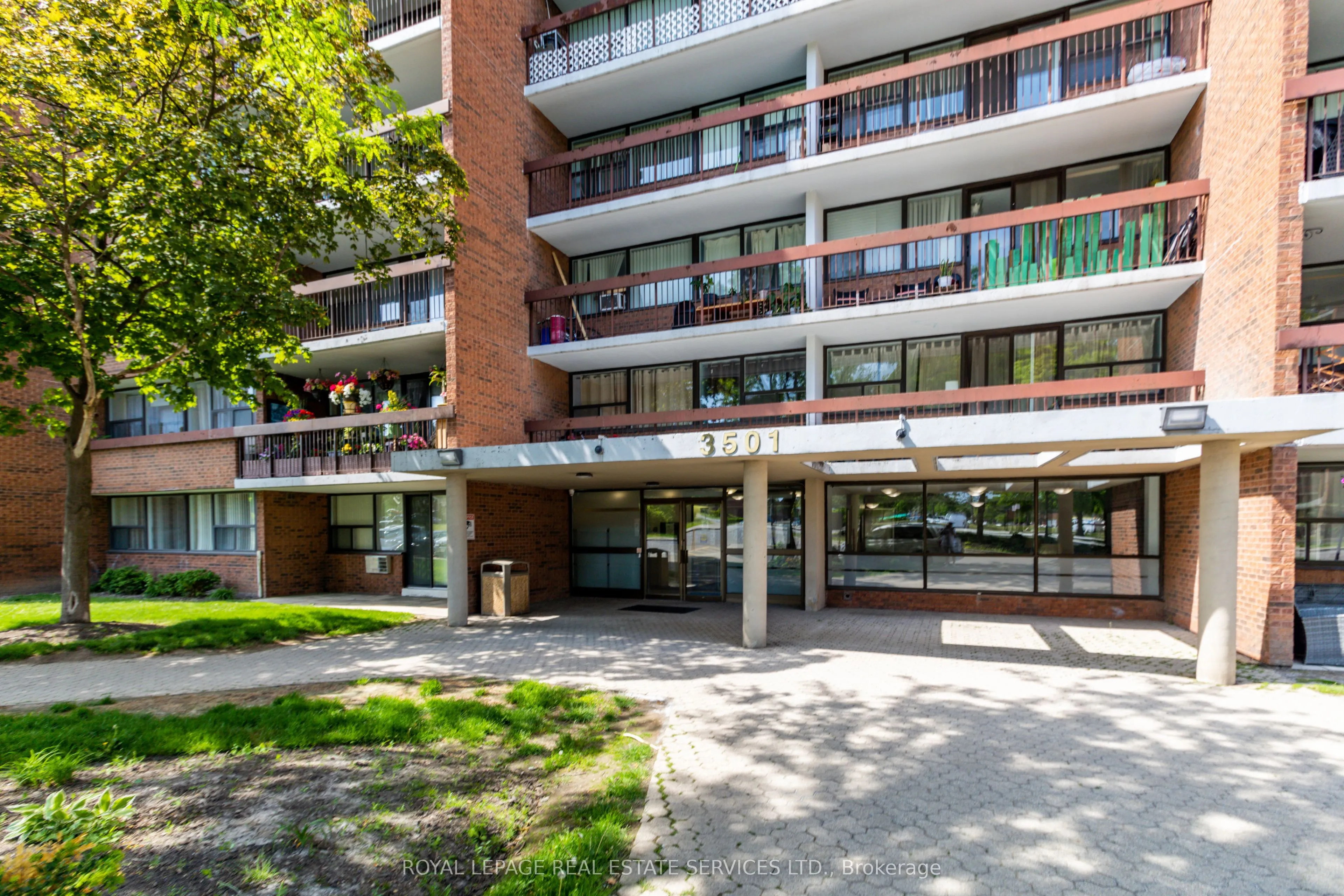 3501 Glen Erin Drive, #311