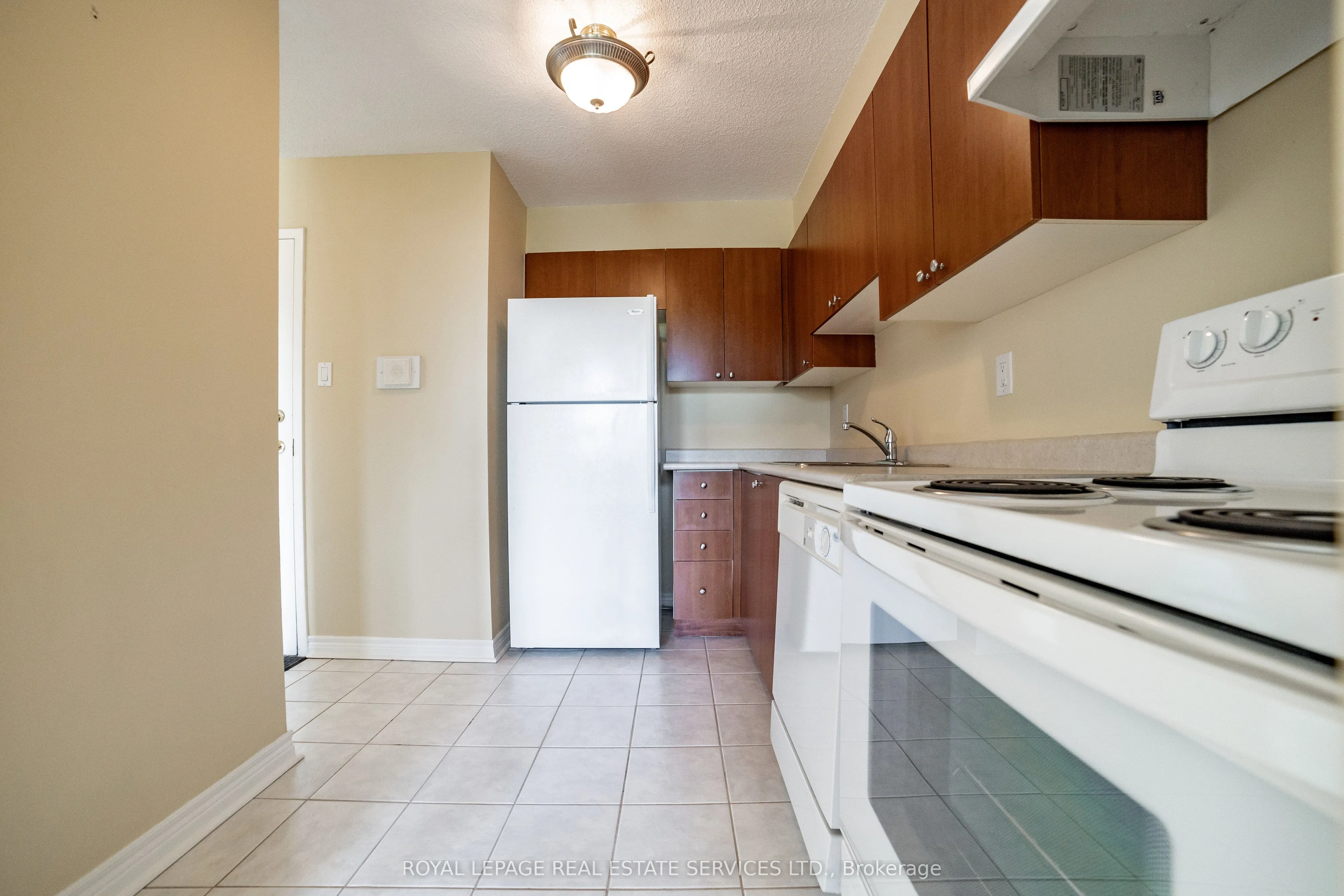 3501 Glen Erin Drive, #311
