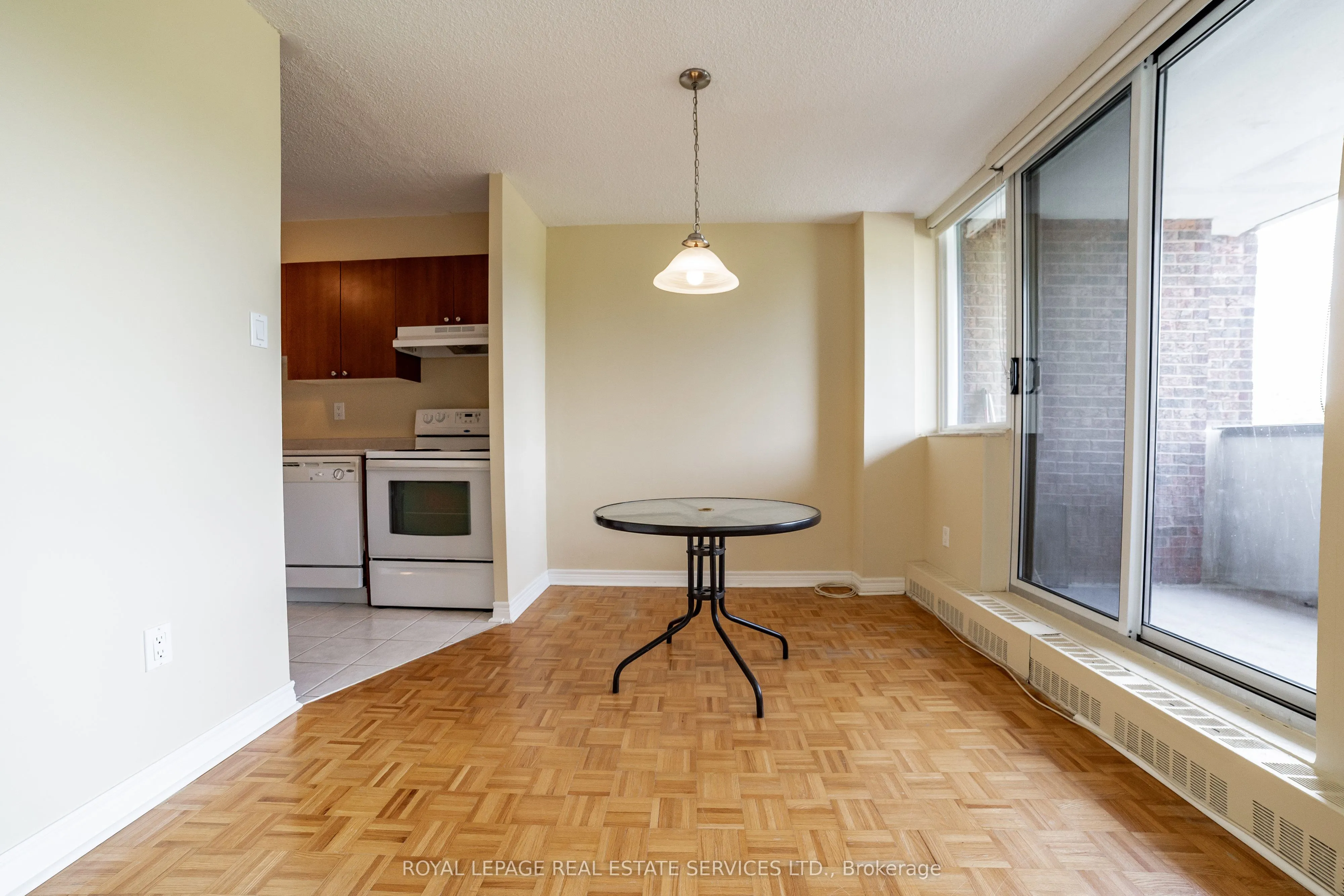 3501 Glen Erin Drive, #311