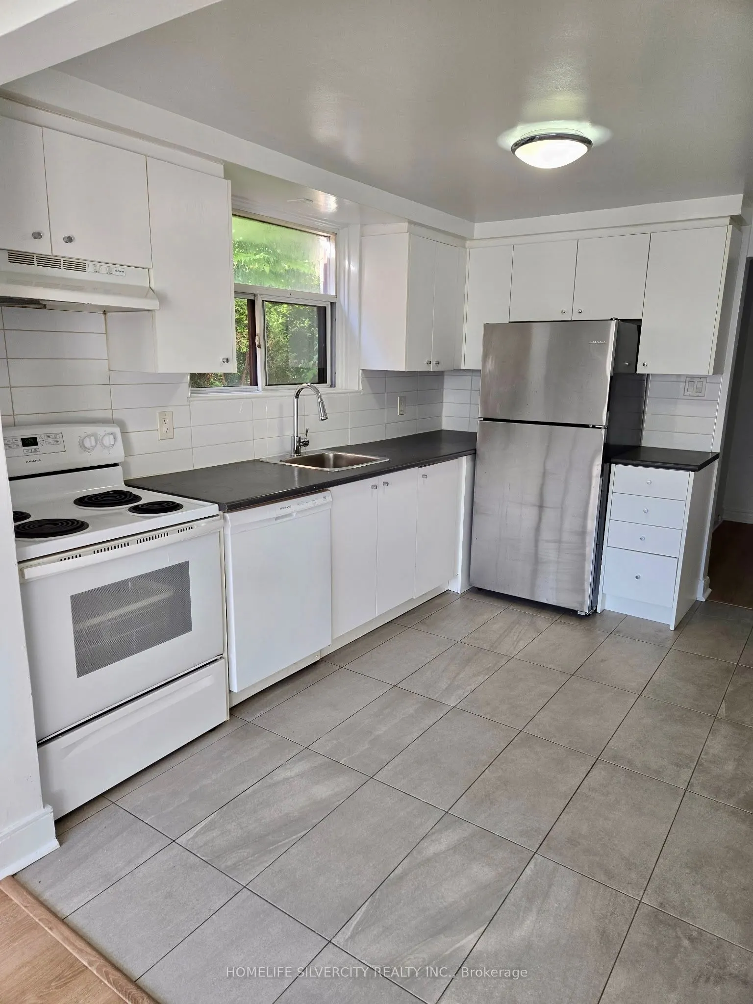 430 Ridelle Avenue, #1