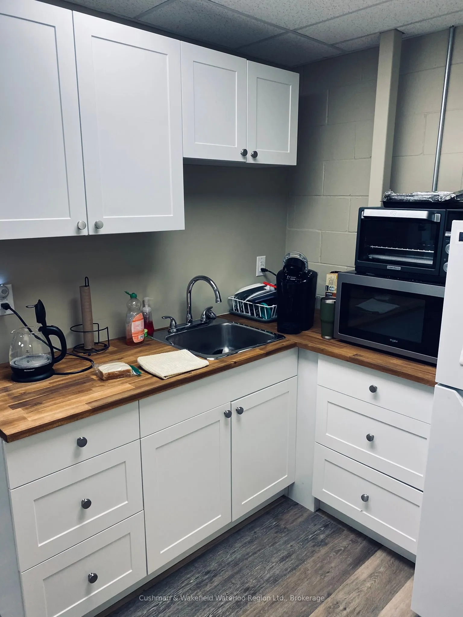 348 Bronte Street S, #14