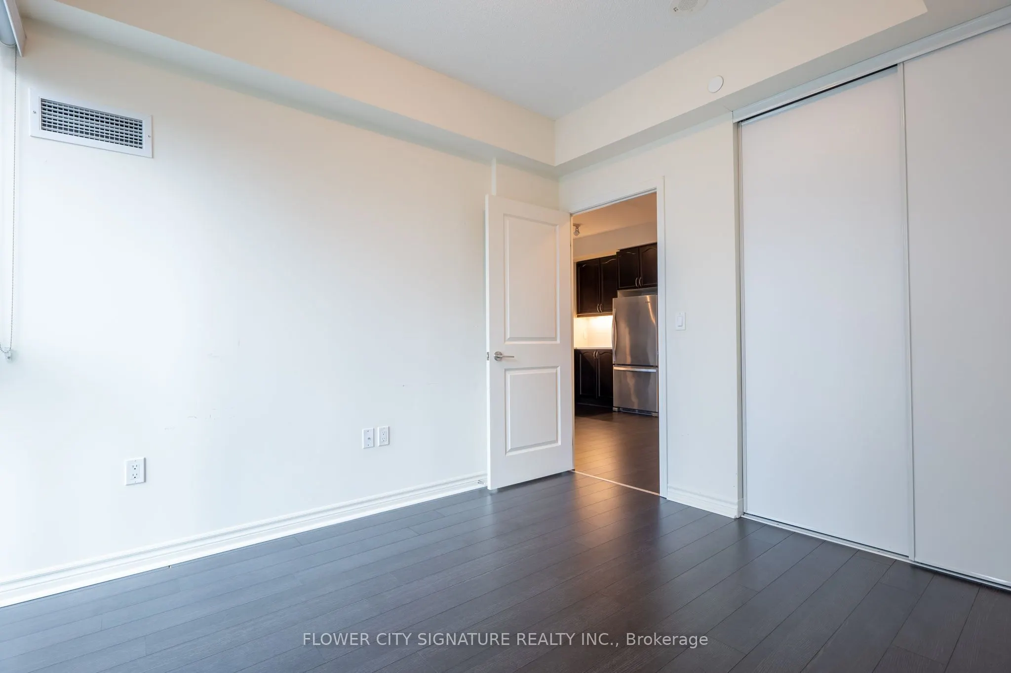 39 Annie Craig Drive, #1408