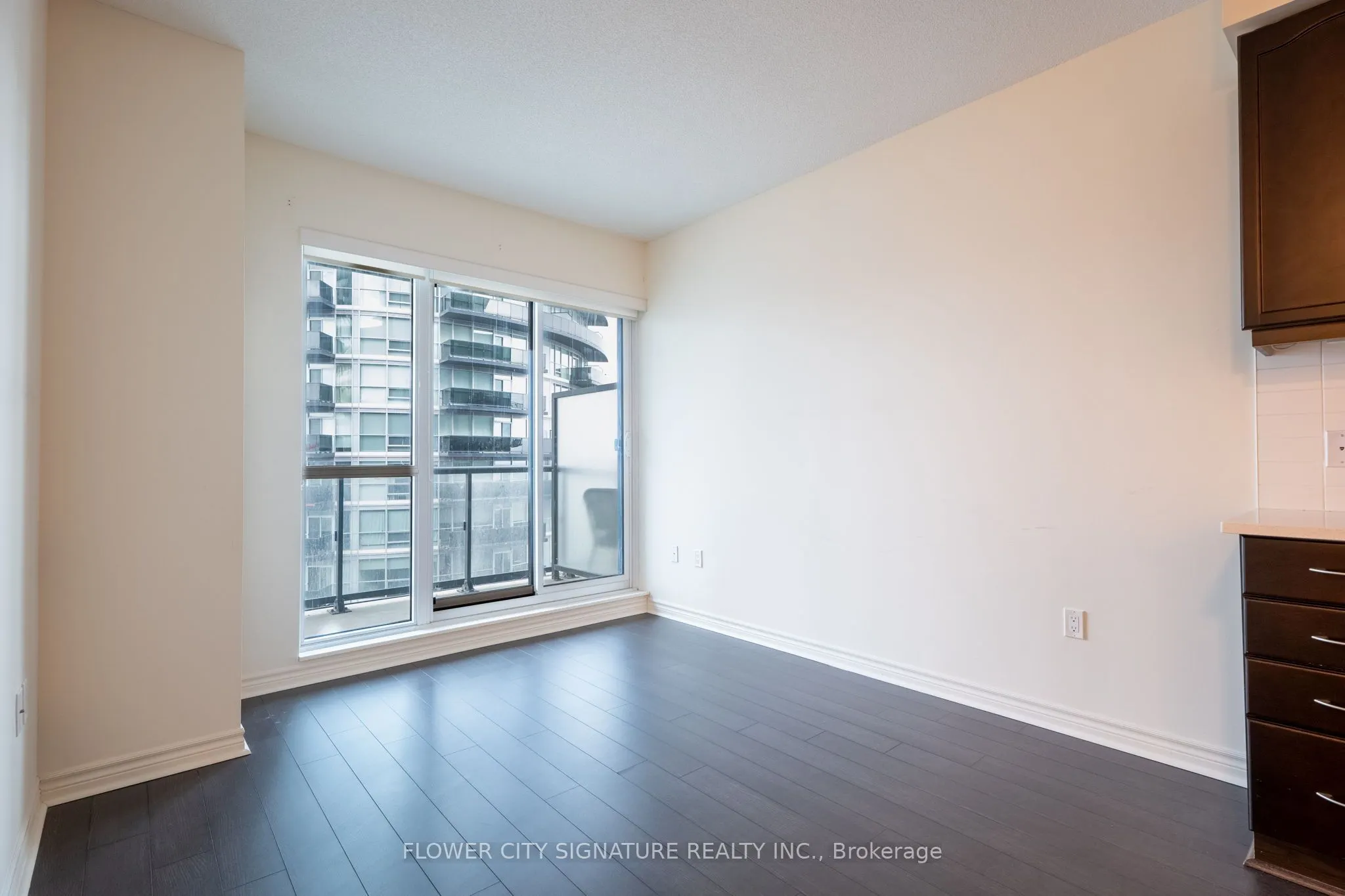 39 Annie Craig Drive, #1408