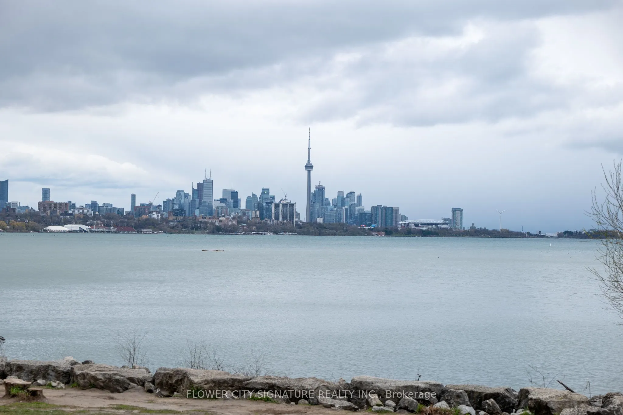 39 Annie Craig Drive, #1408