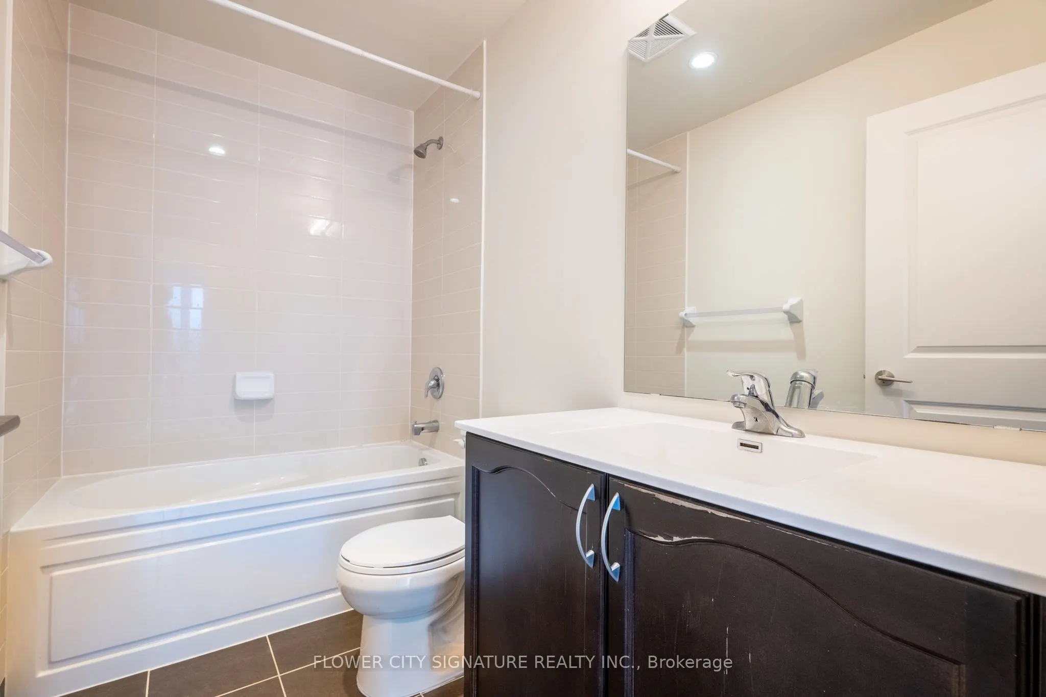 39 Annie Craig Drive, #1408