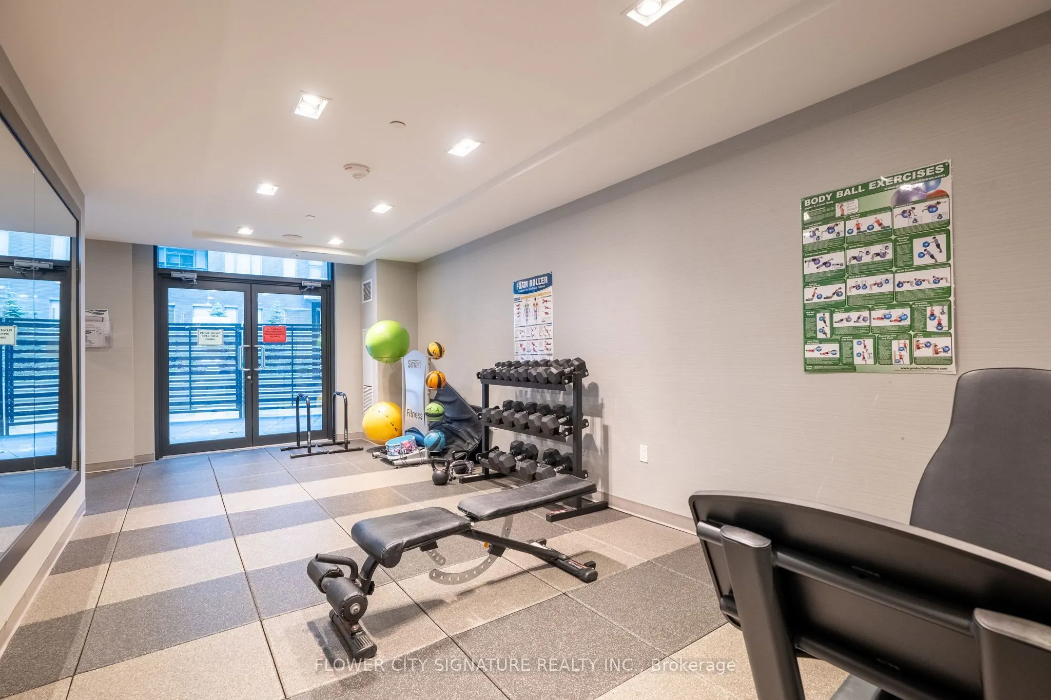 39 Annie Craig Drive, #1408