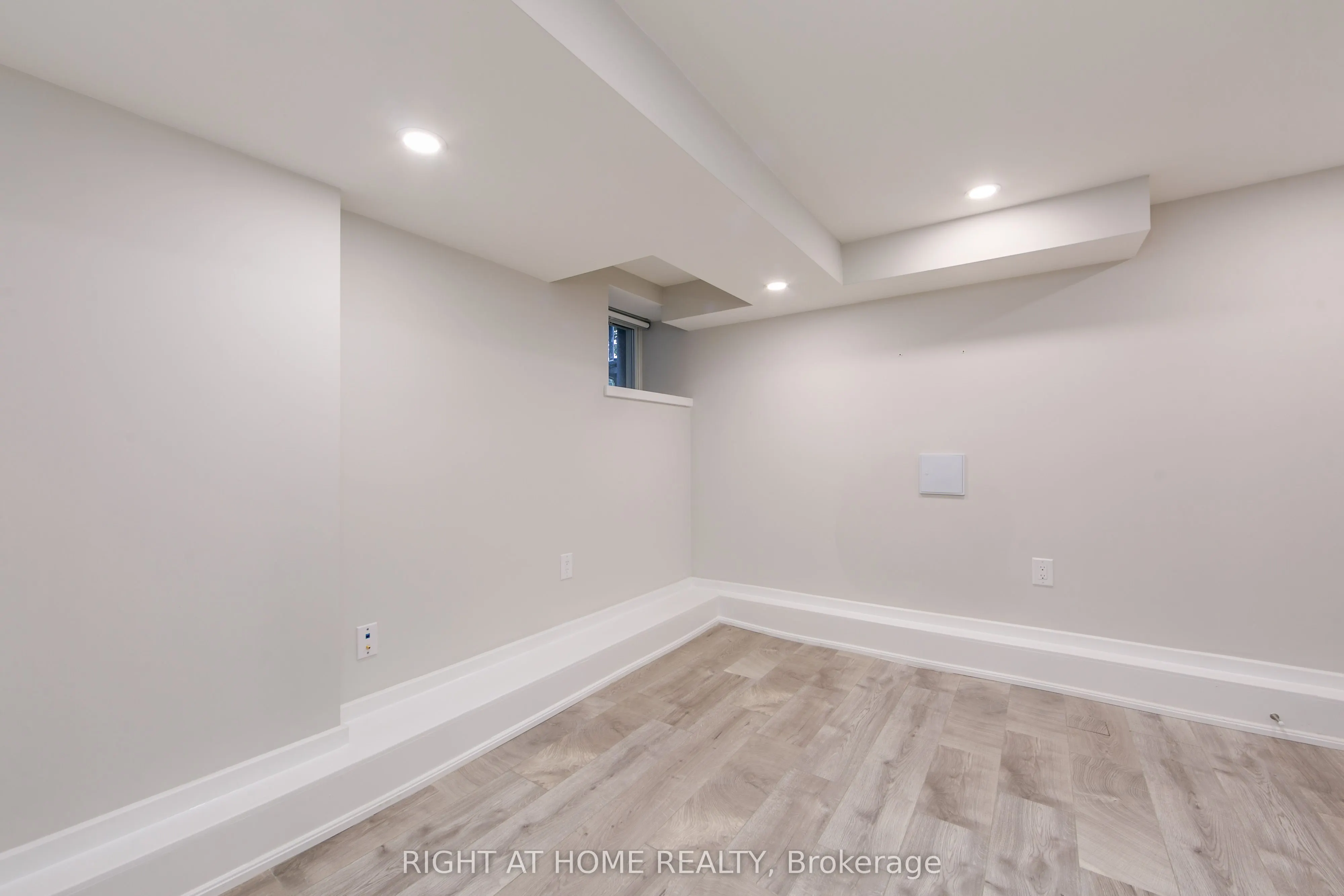 701 Dupont Street