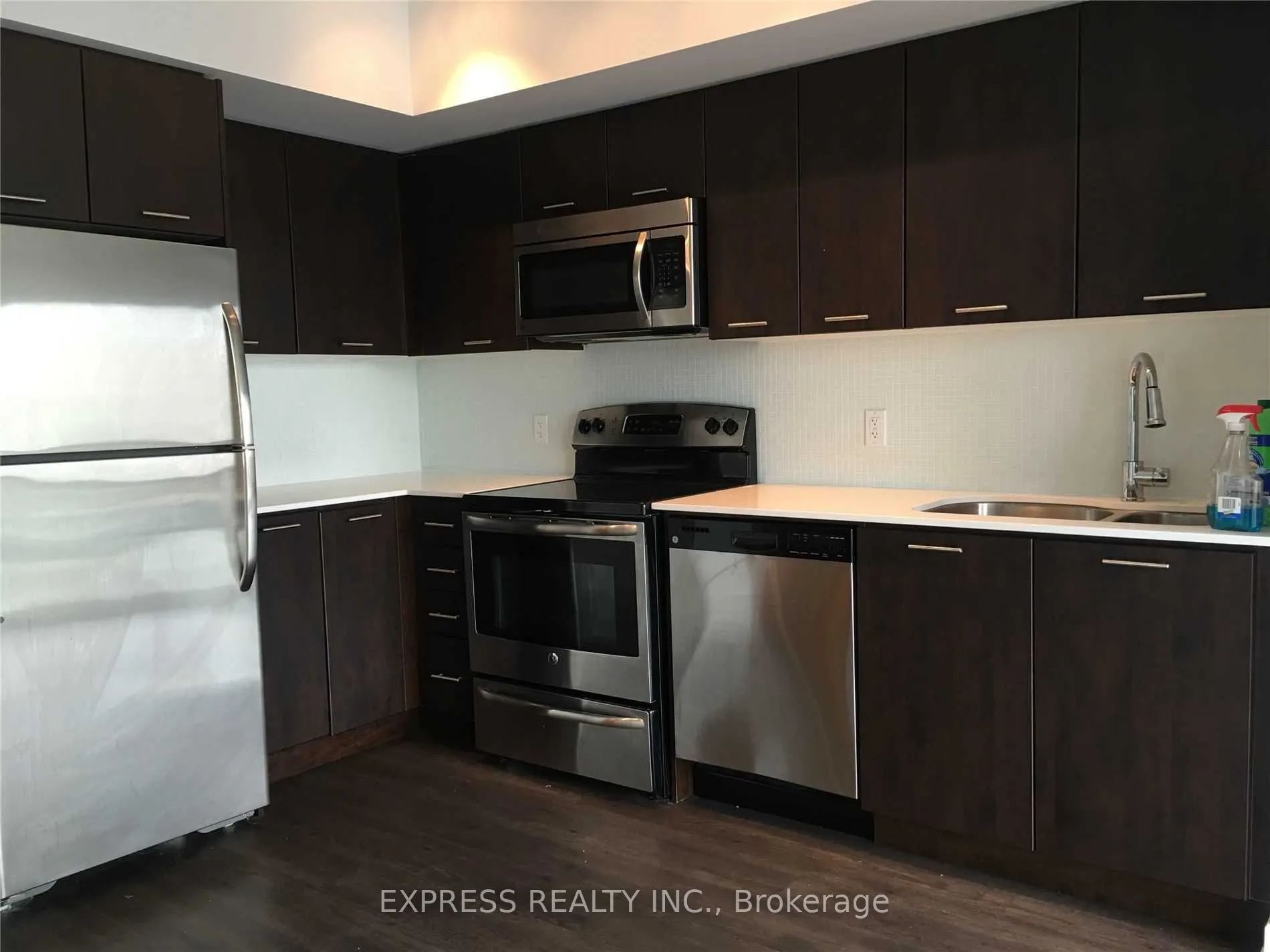 2212 Lake Shore Boulevard W, #1605