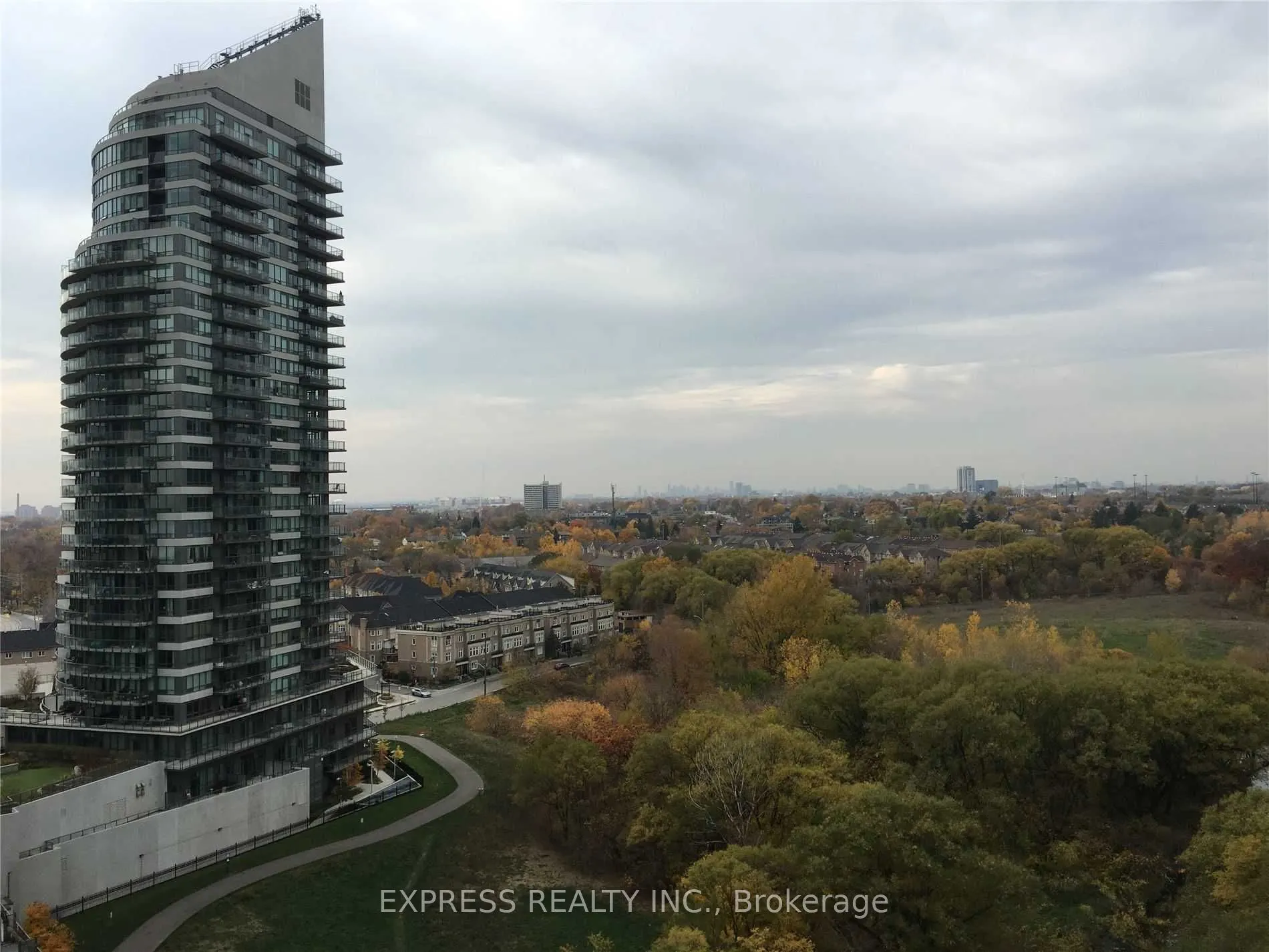 2212 Lake Shore Boulevard W, #1605